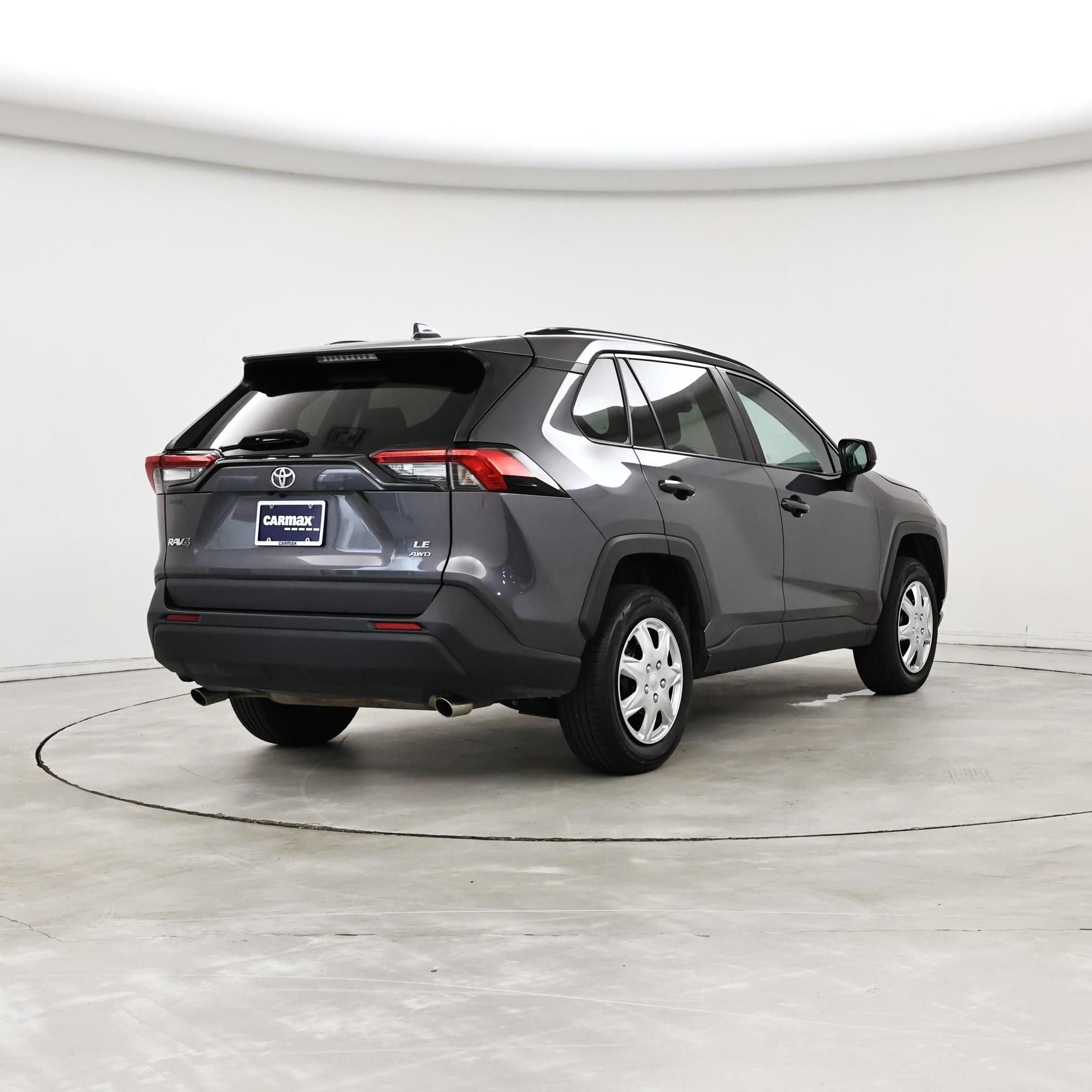 Thumbnail: 2021 Toyota RAV4 - 8