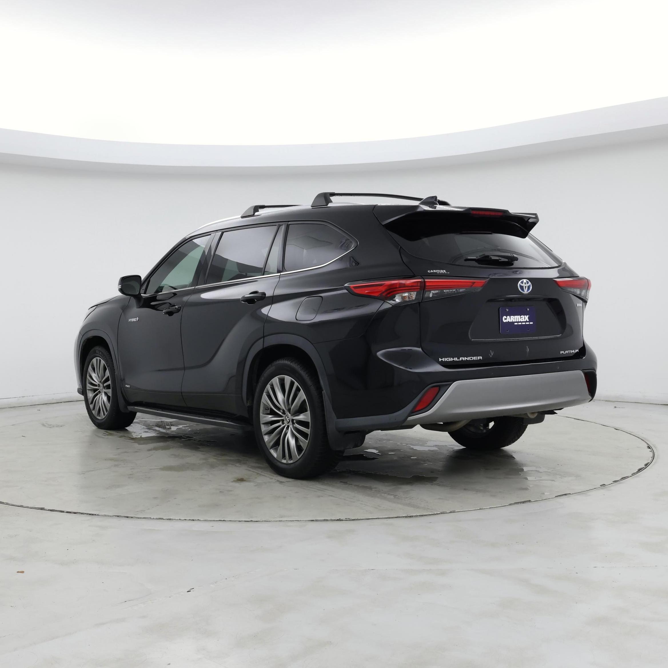 Thumbnail: 2021 Toyota Highlander - 2