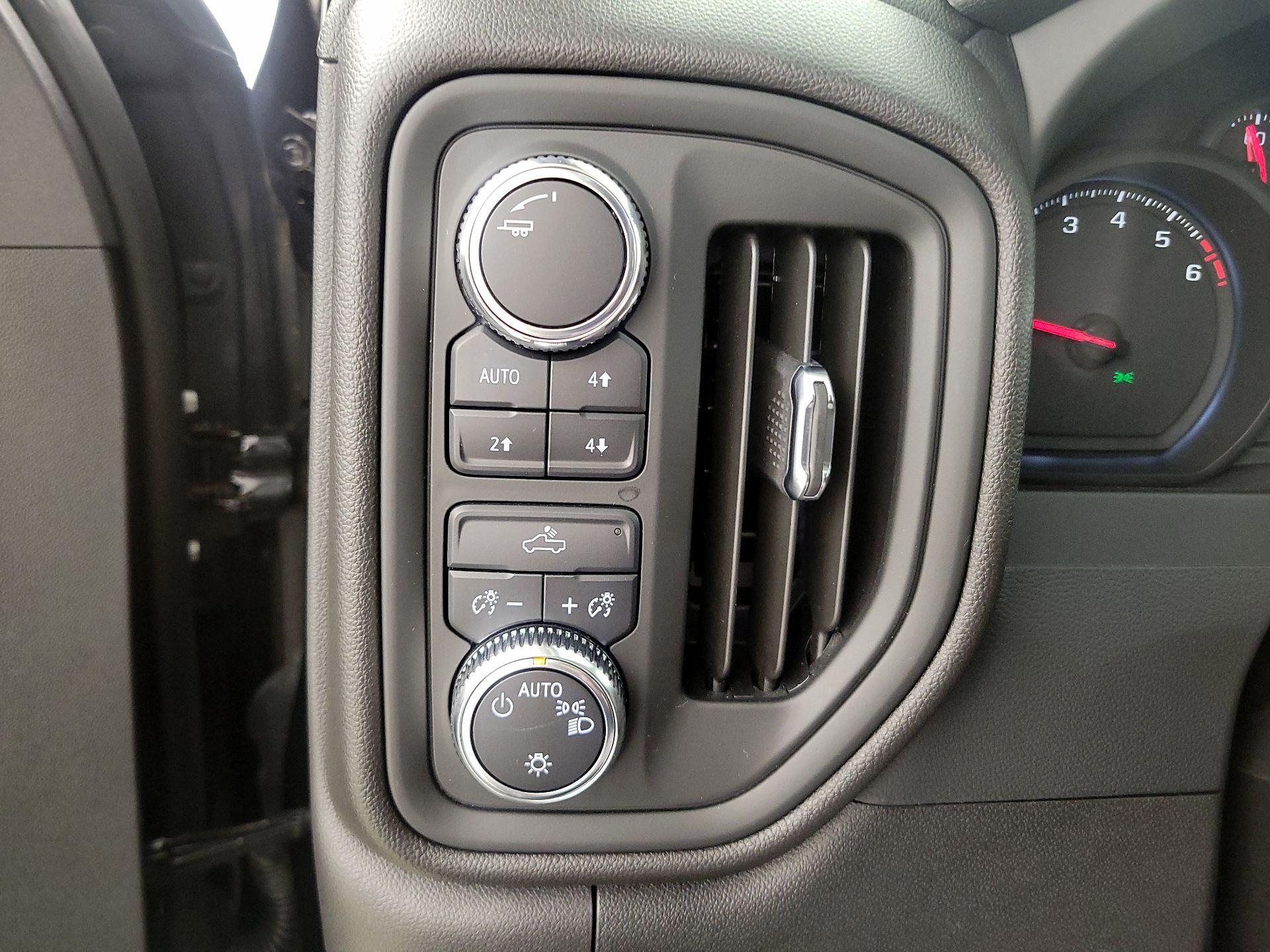 Thumbnail: 2024 GMC Sierra 1500 - 13