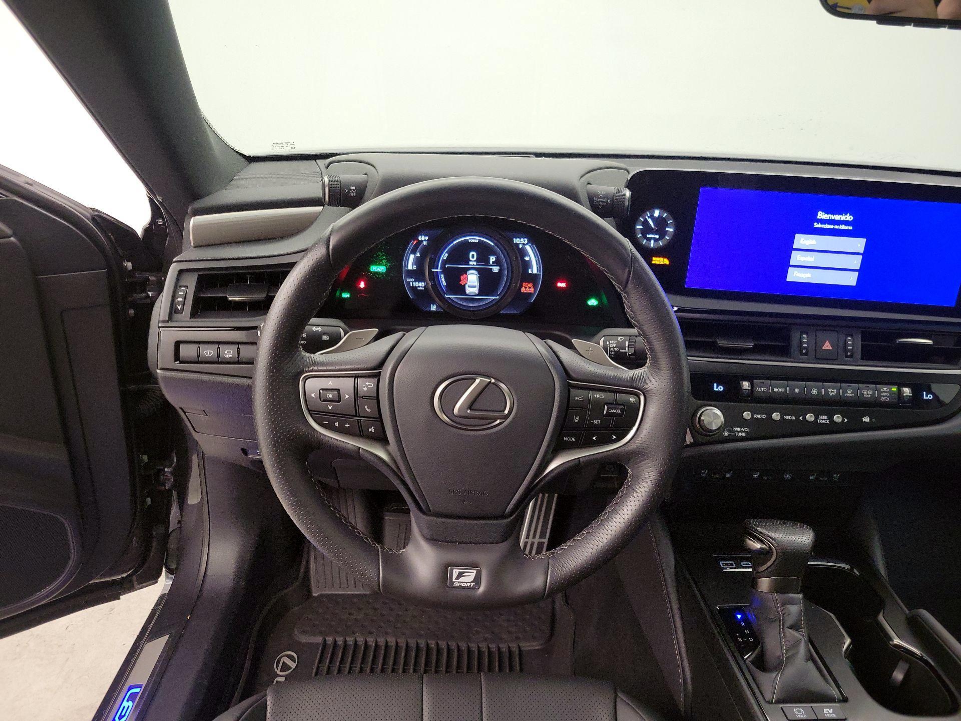 Thumbnail: 2024 Lexus ES - 10