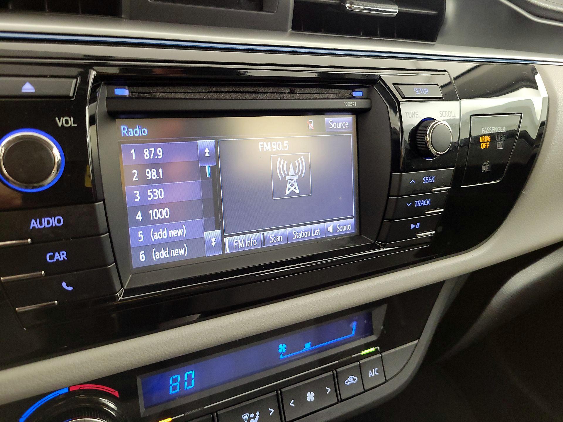 Thumbnail: 2016 Toyota Corolla - 15