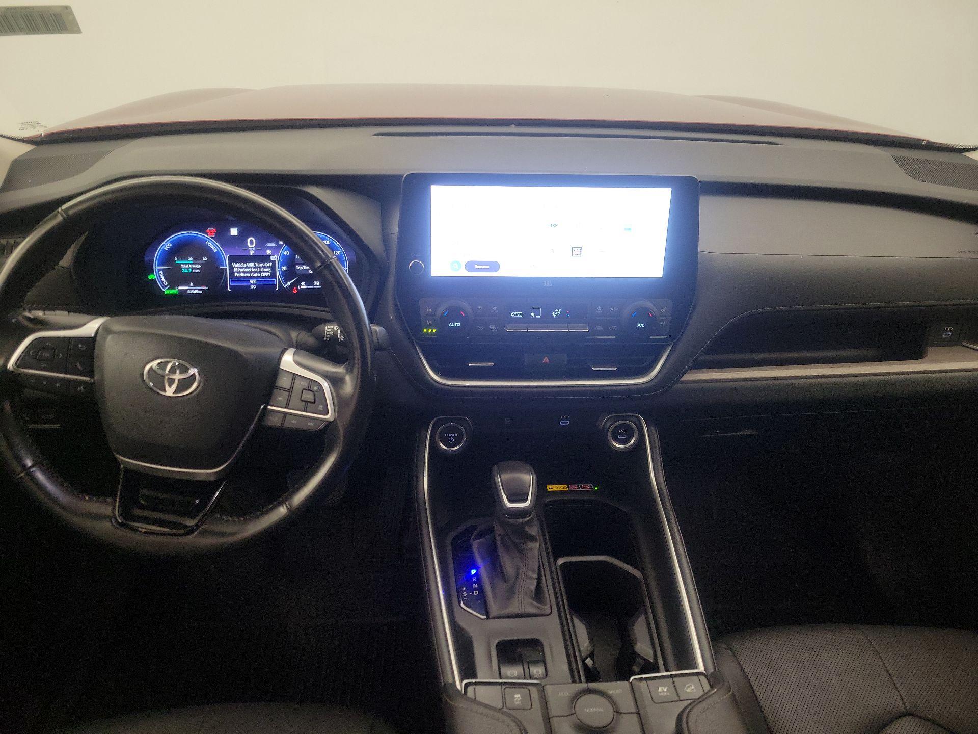 Thumbnail: 2024 Toyota Highlander - 9