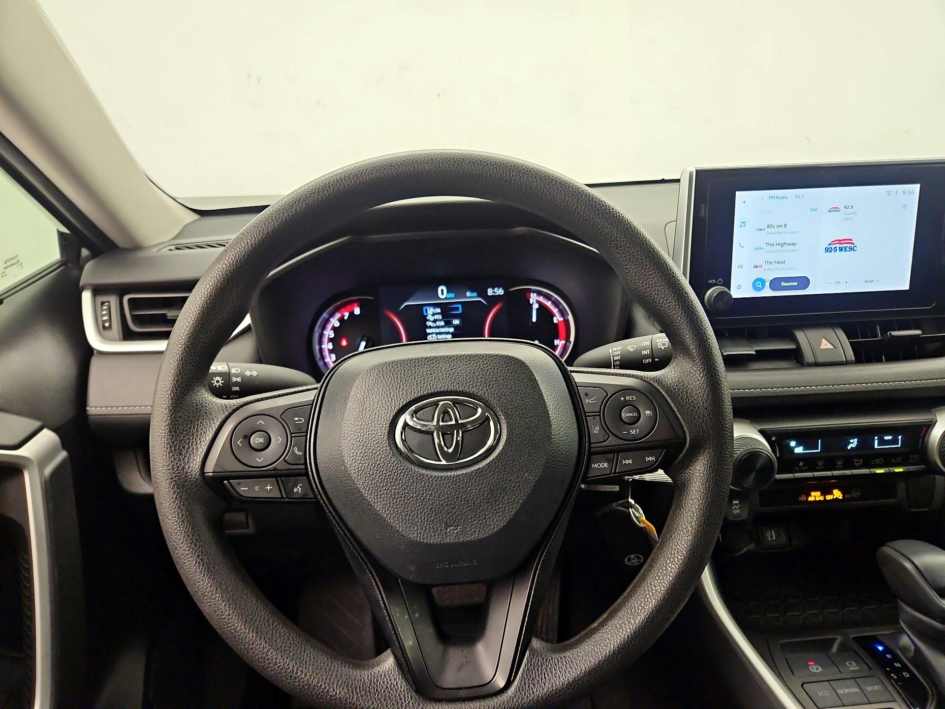 Thumbnail: 2023 Toyota RAV4 - 10