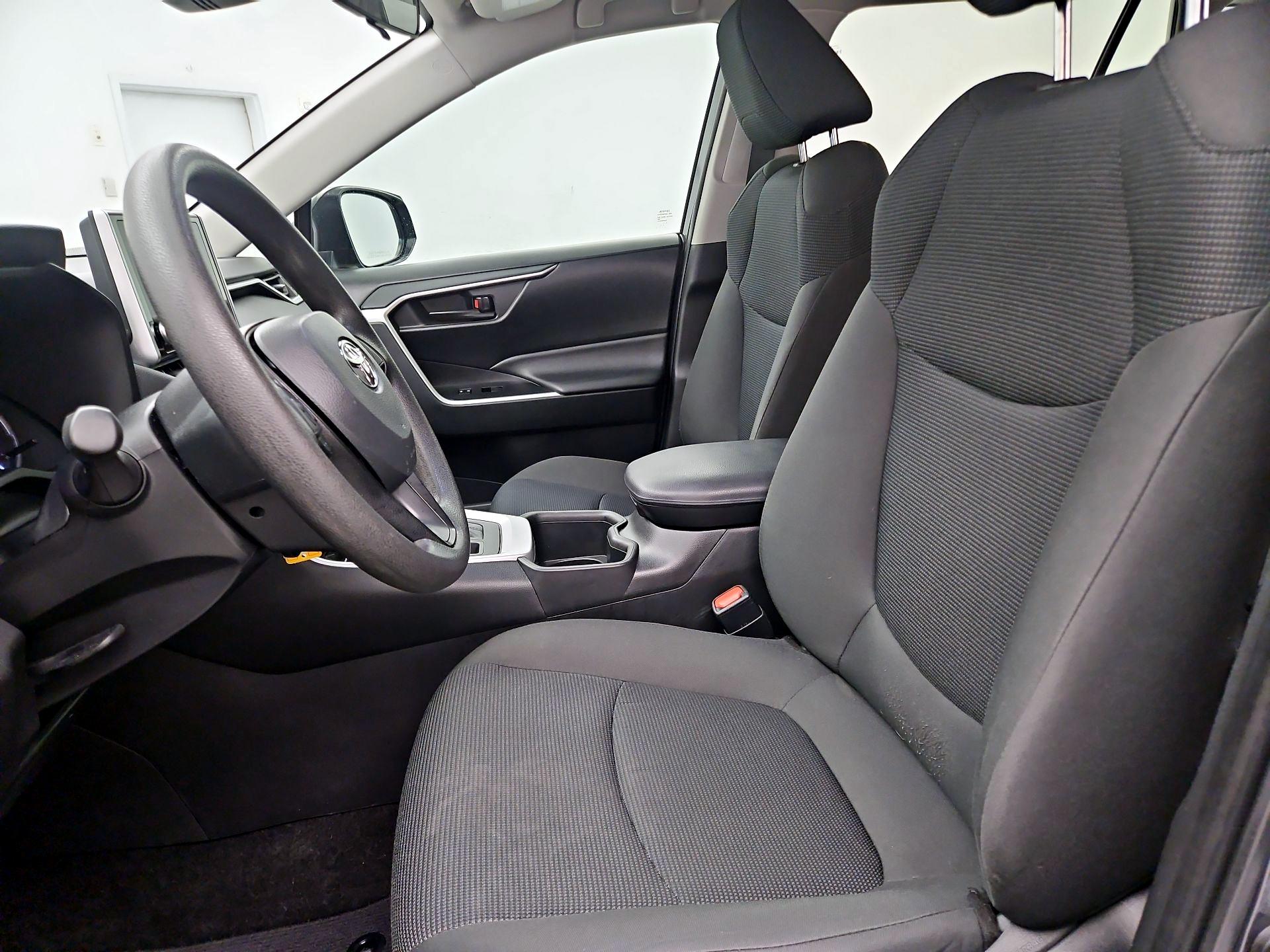 Thumbnail: 2023 Toyota RAV4 - 11