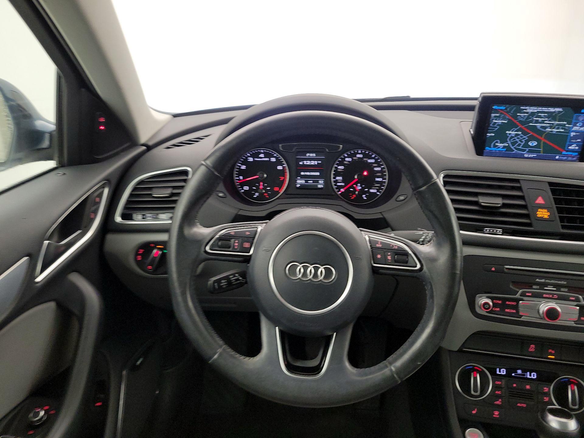 Thumbnail: 2016 Audi Q3 - 10