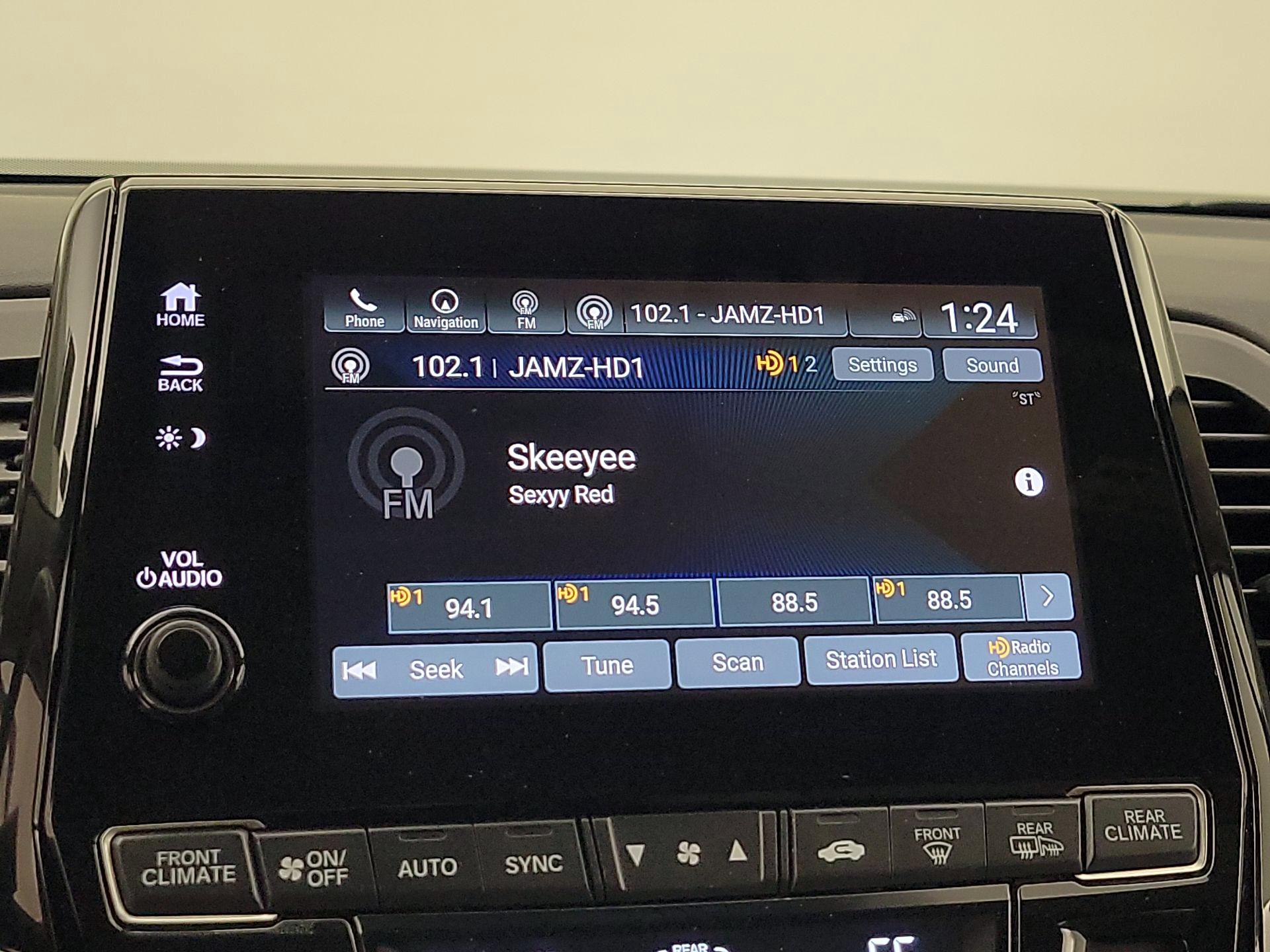 Thumbnail: 2019 Honda Odyssey - 16