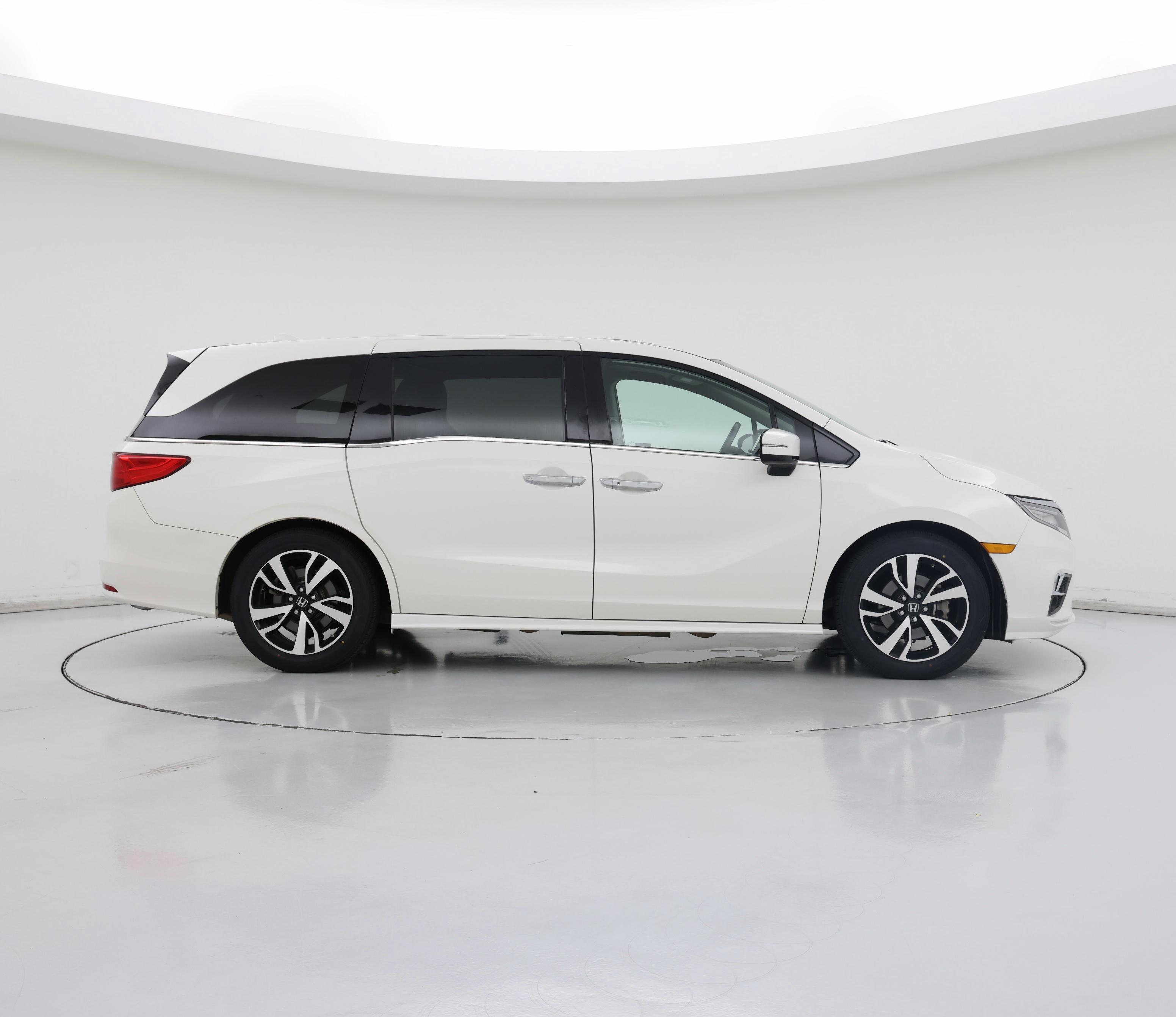 Thumbnail: 2019 Honda Odyssey - 7