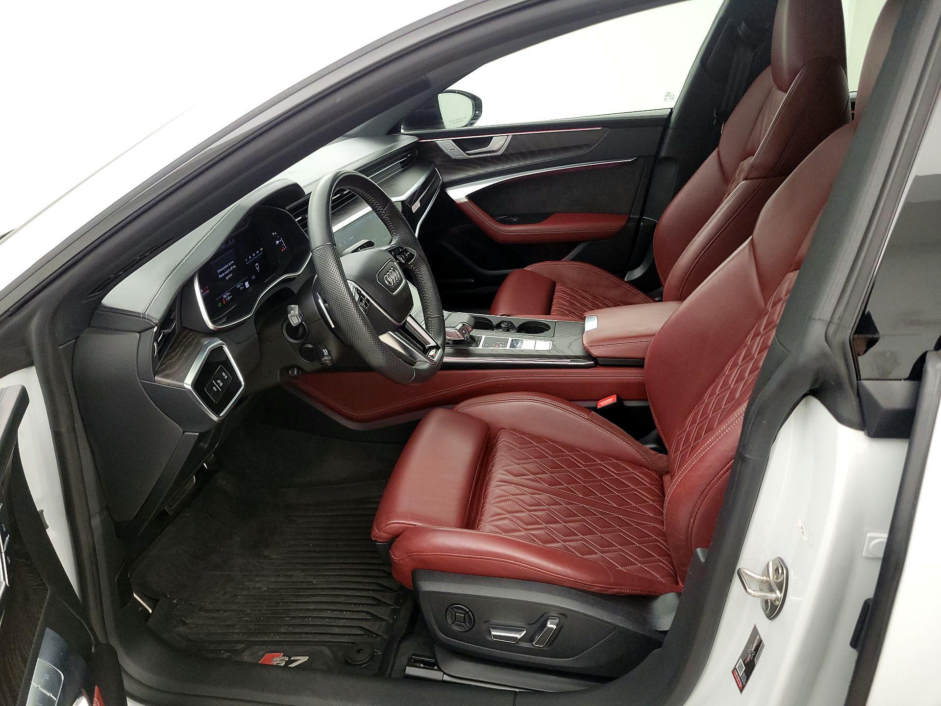 Thumbnail: 2020 Audi S7 - 11