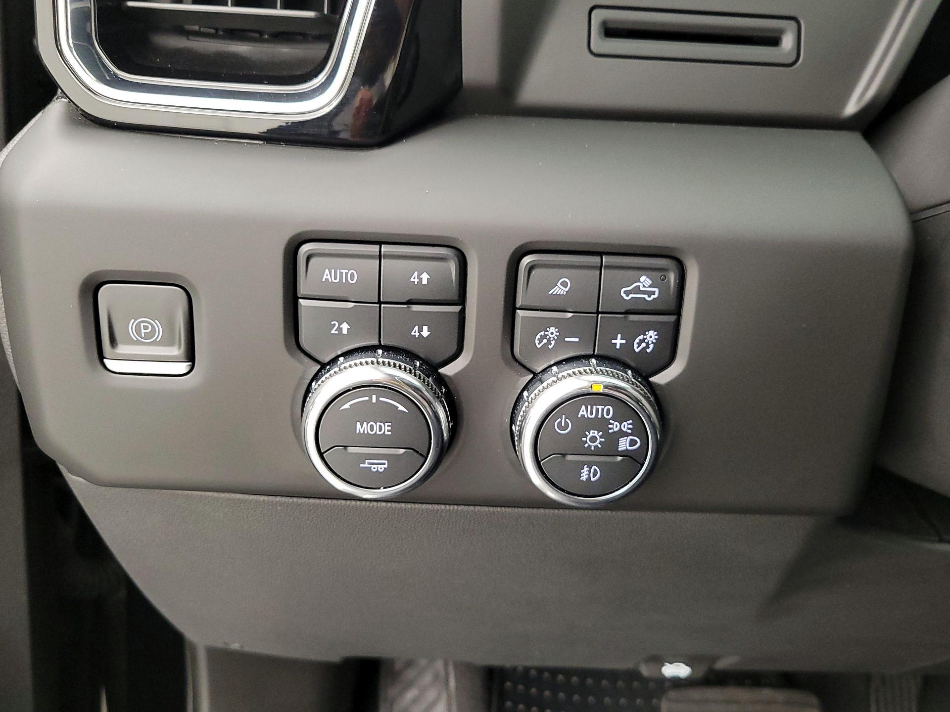 Thumbnail: 2023 GMC Sierra 1500 - 13