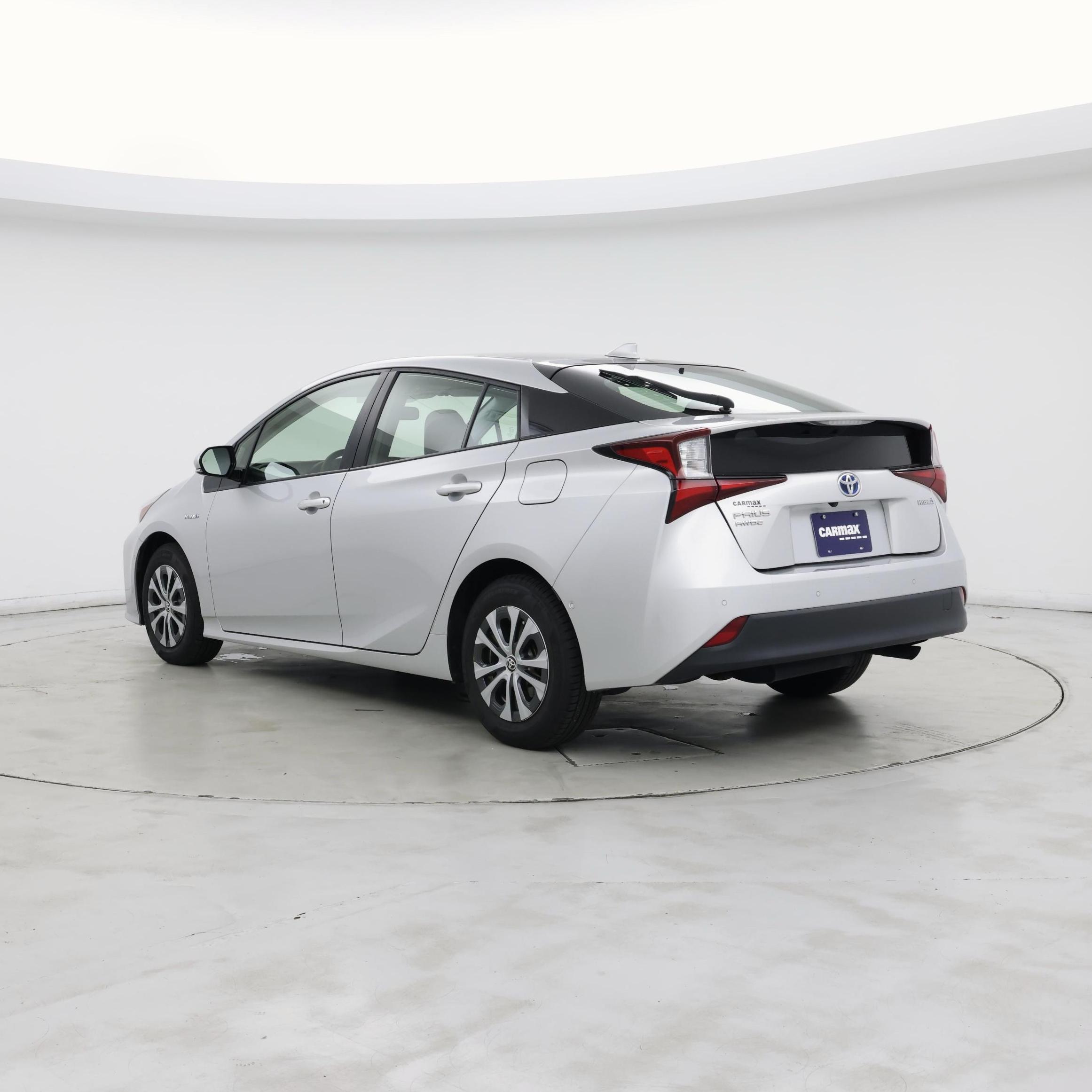 Thumbnail: 2019 Toyota Prius - 2
