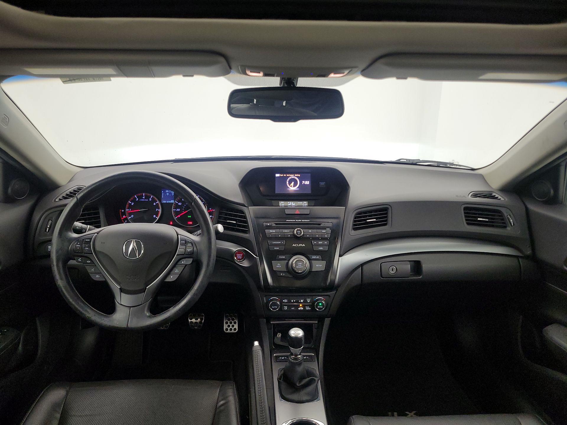Thumbnail: 2014 Acura ILX - 9