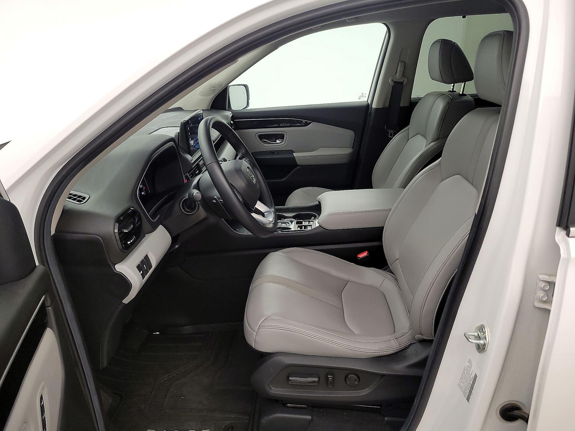 Thumbnail: 2025 Honda Pilot - 11