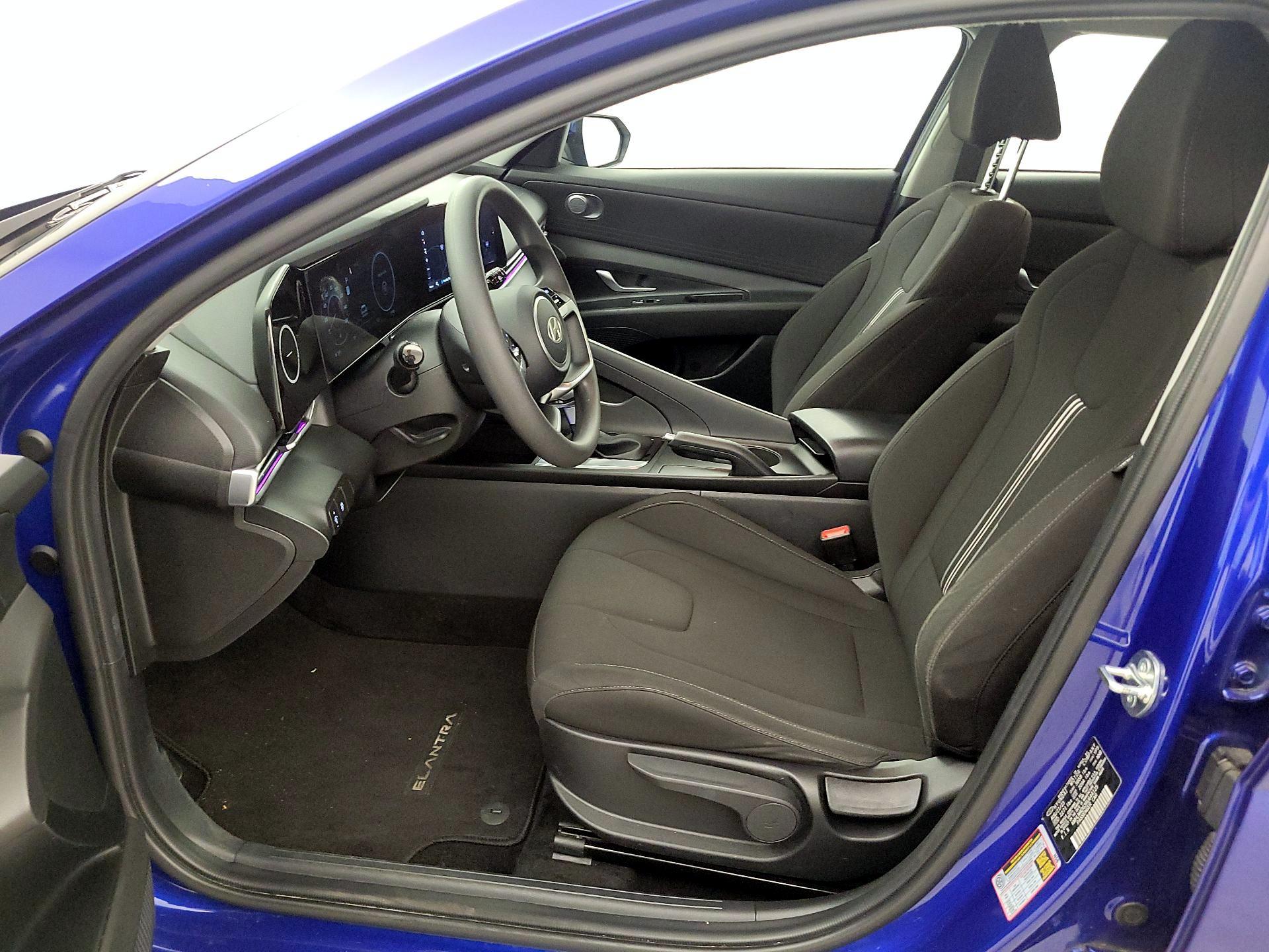 Thumbnail: 2024 Hyundai Elantra - 11