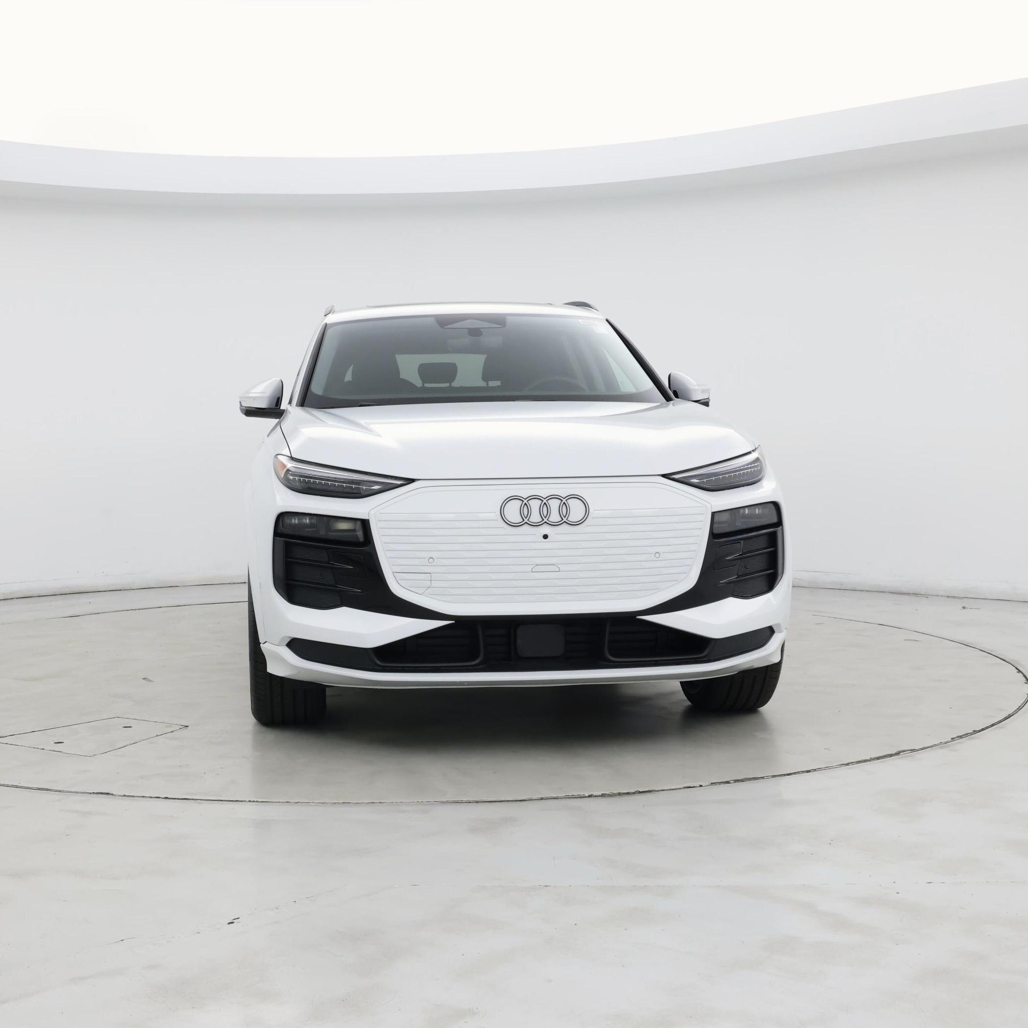 Thumbnail: 2025 Audi Q6 e-tron - 5