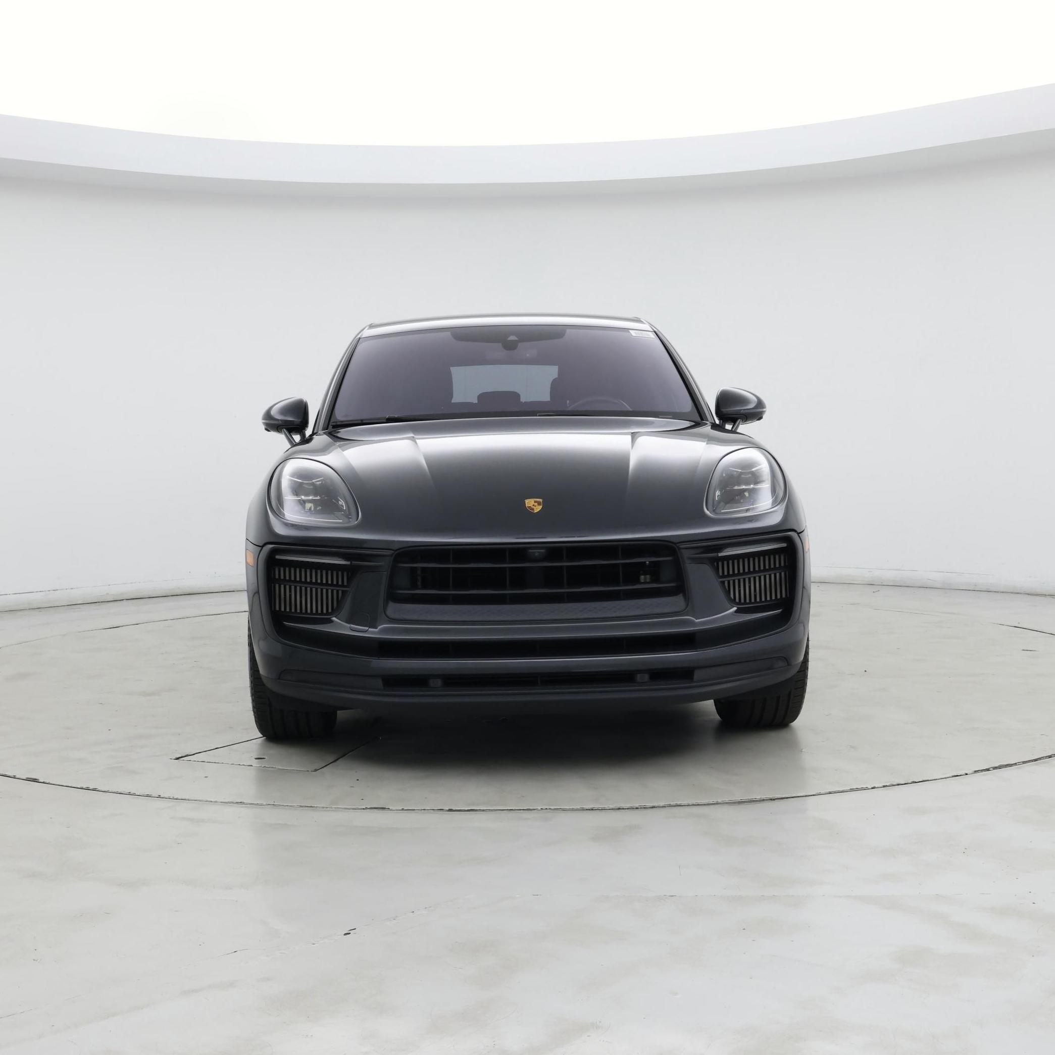Thumbnail: 2022 Porsche Macan - 5