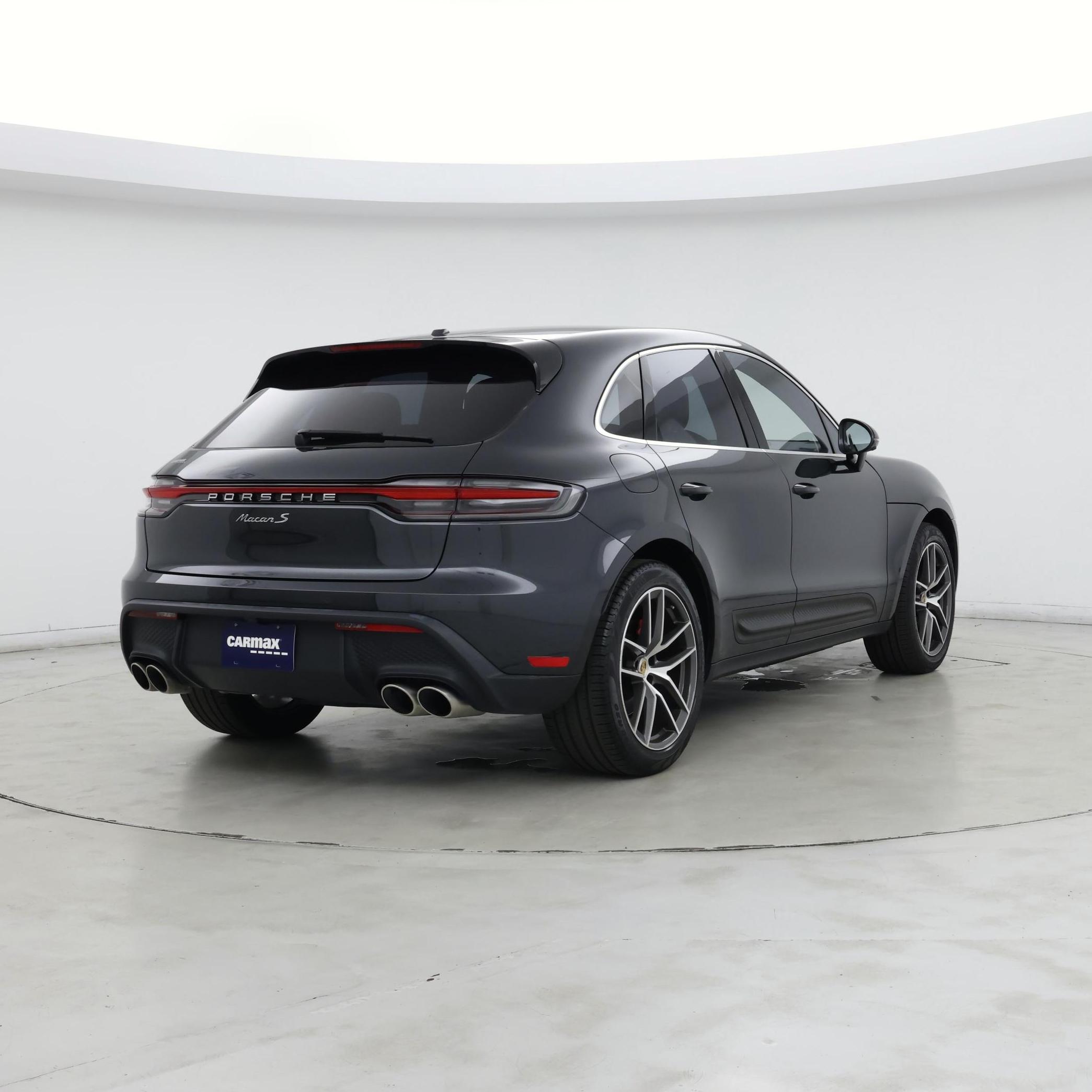 Thumbnail: 2022 Porsche Macan - 8
