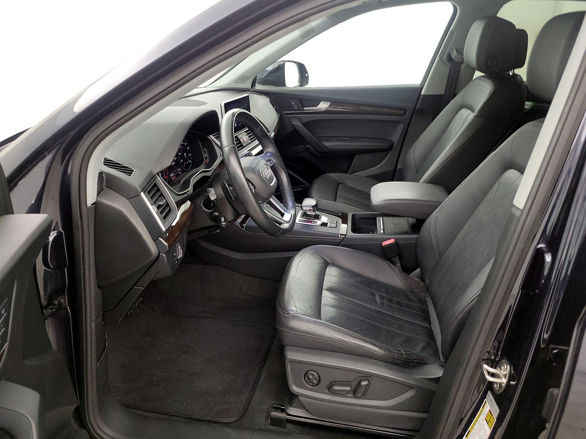 Thumbnail: 2019 Audi Q5 - 11