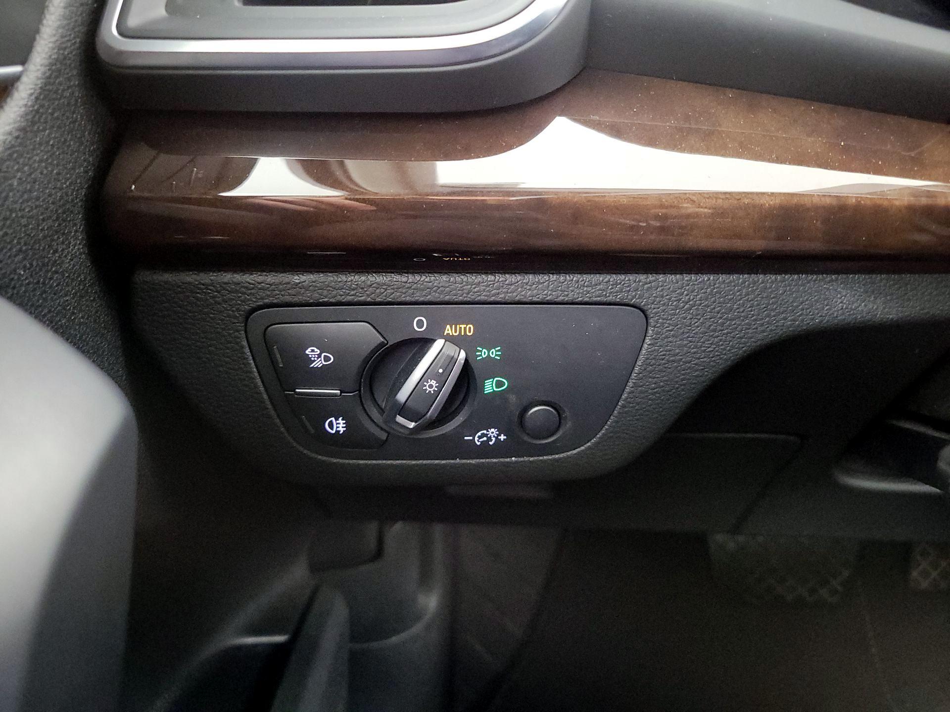 Thumbnail: 2019 Audi Q5 - 13