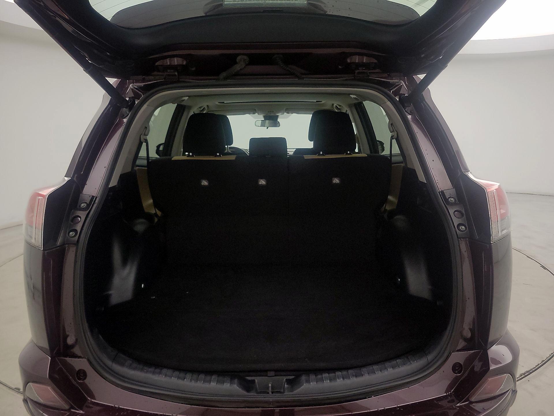 Thumbnail: 2017 Toyota RAV4 - 19