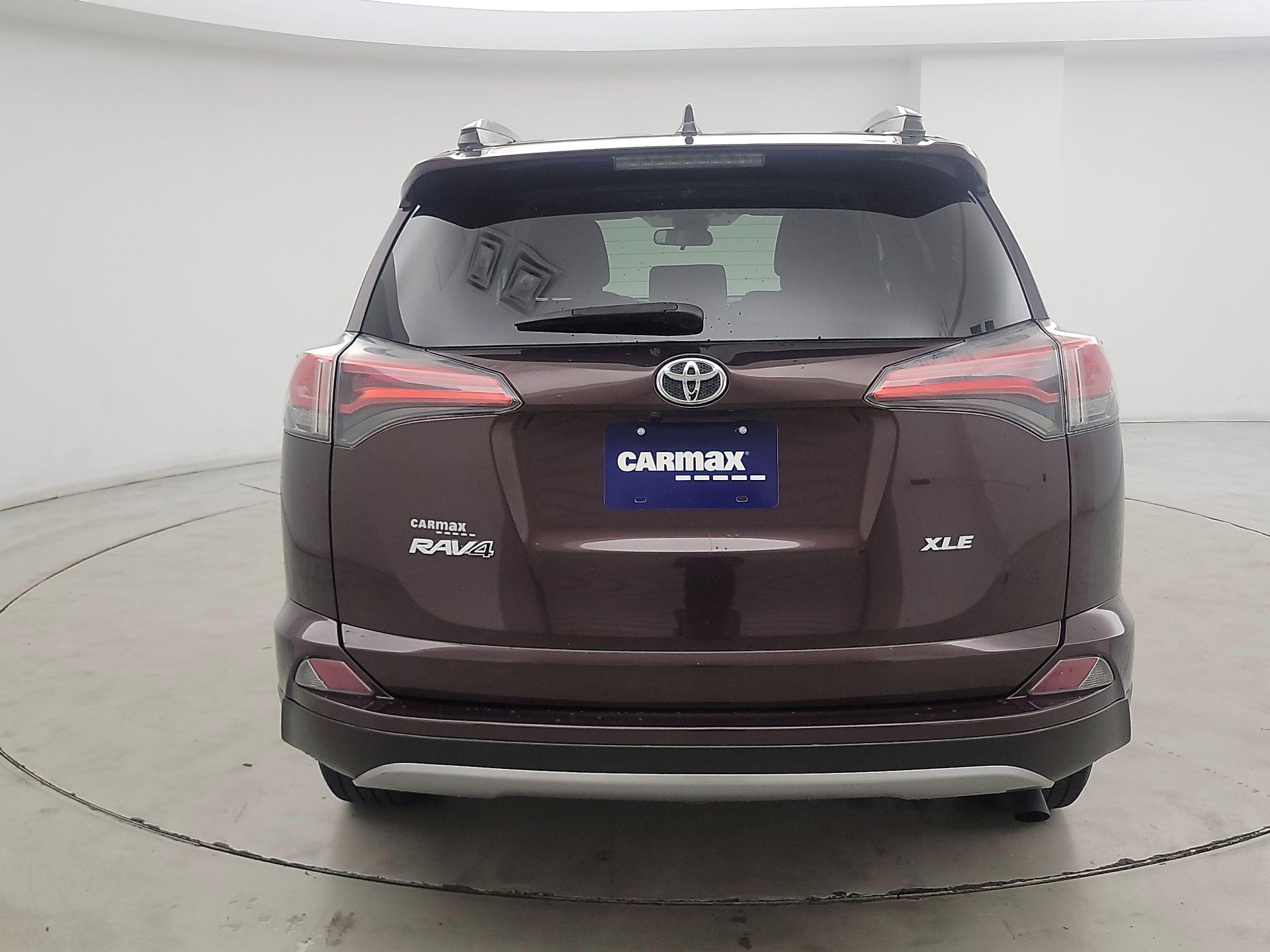 Thumbnail: 2017 Toyota RAV4 - 6