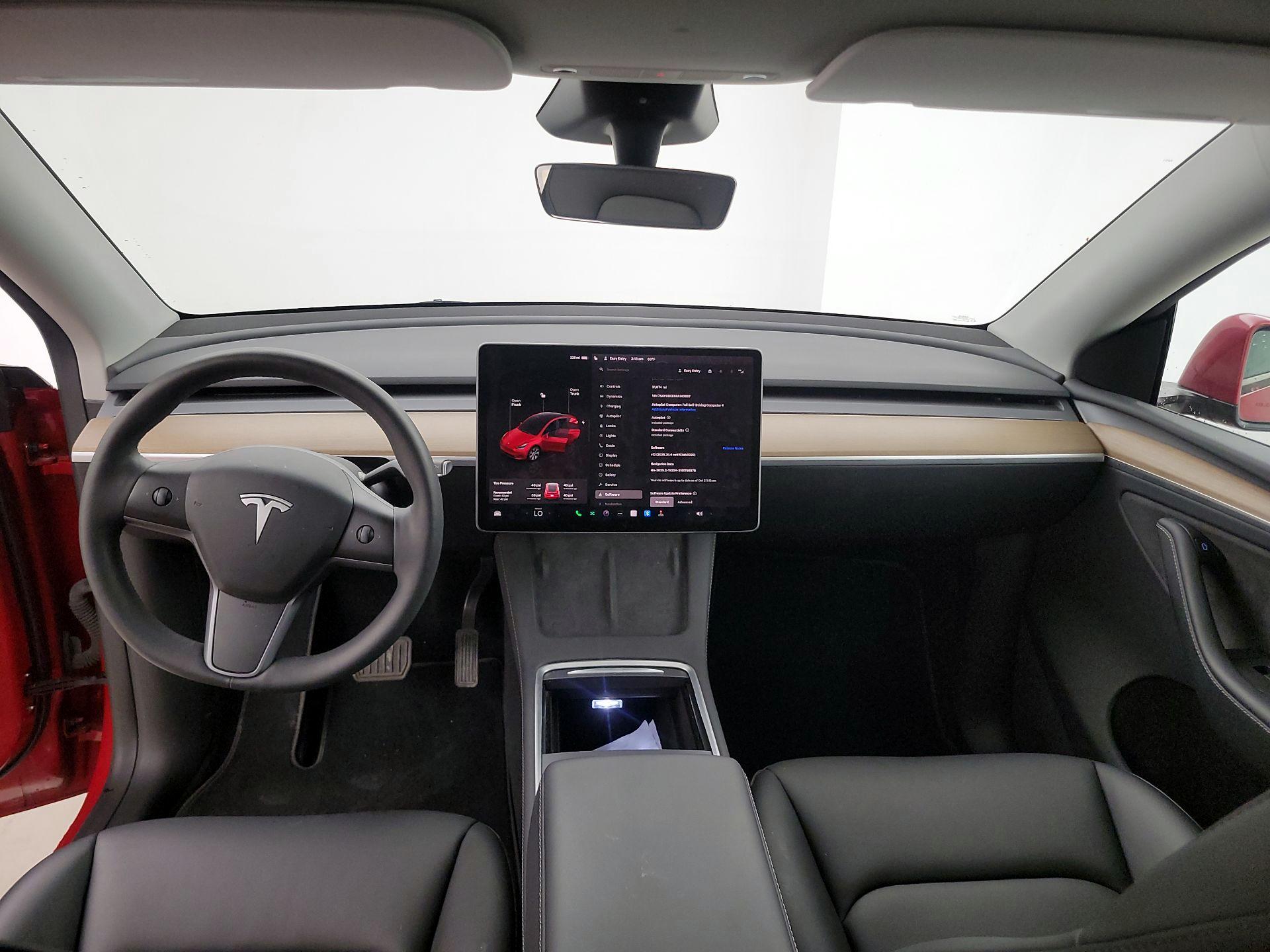 Thumbnail: 2023 Tesla Model Y - 9