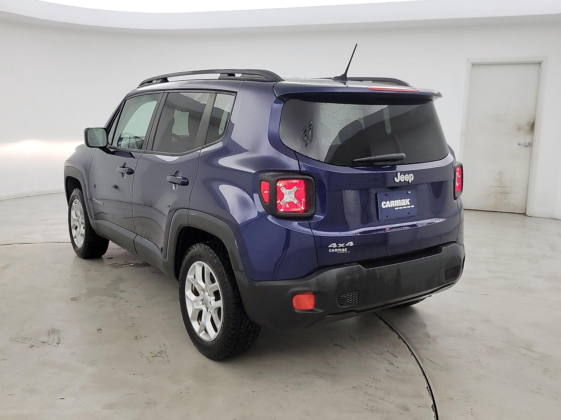 Thumbnail: 2016 Jeep Renegade - 7