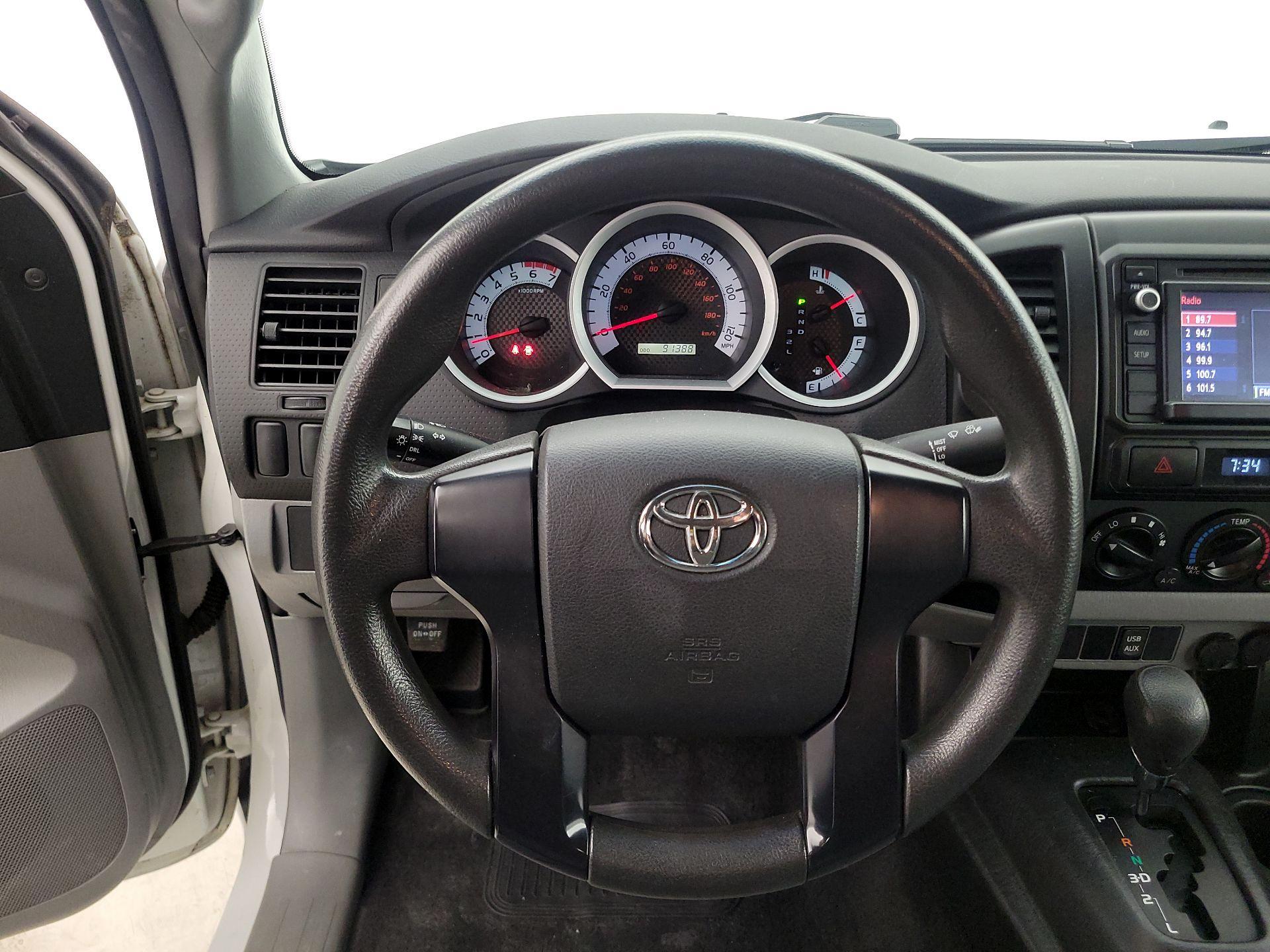Thumbnail: 2014 Toyota Tacoma - 10