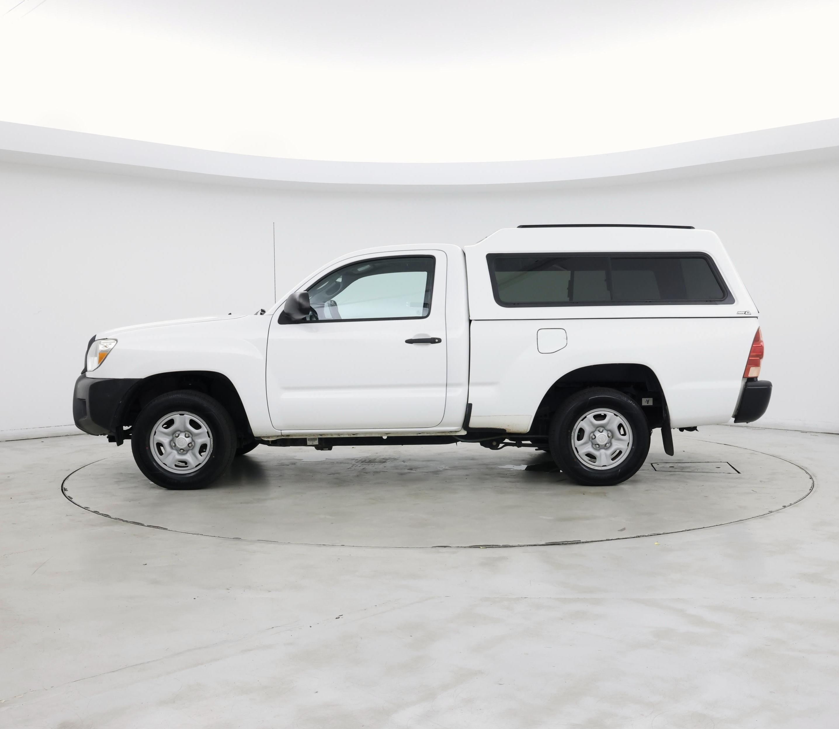 Thumbnail: 2014 Toyota Tacoma - 3