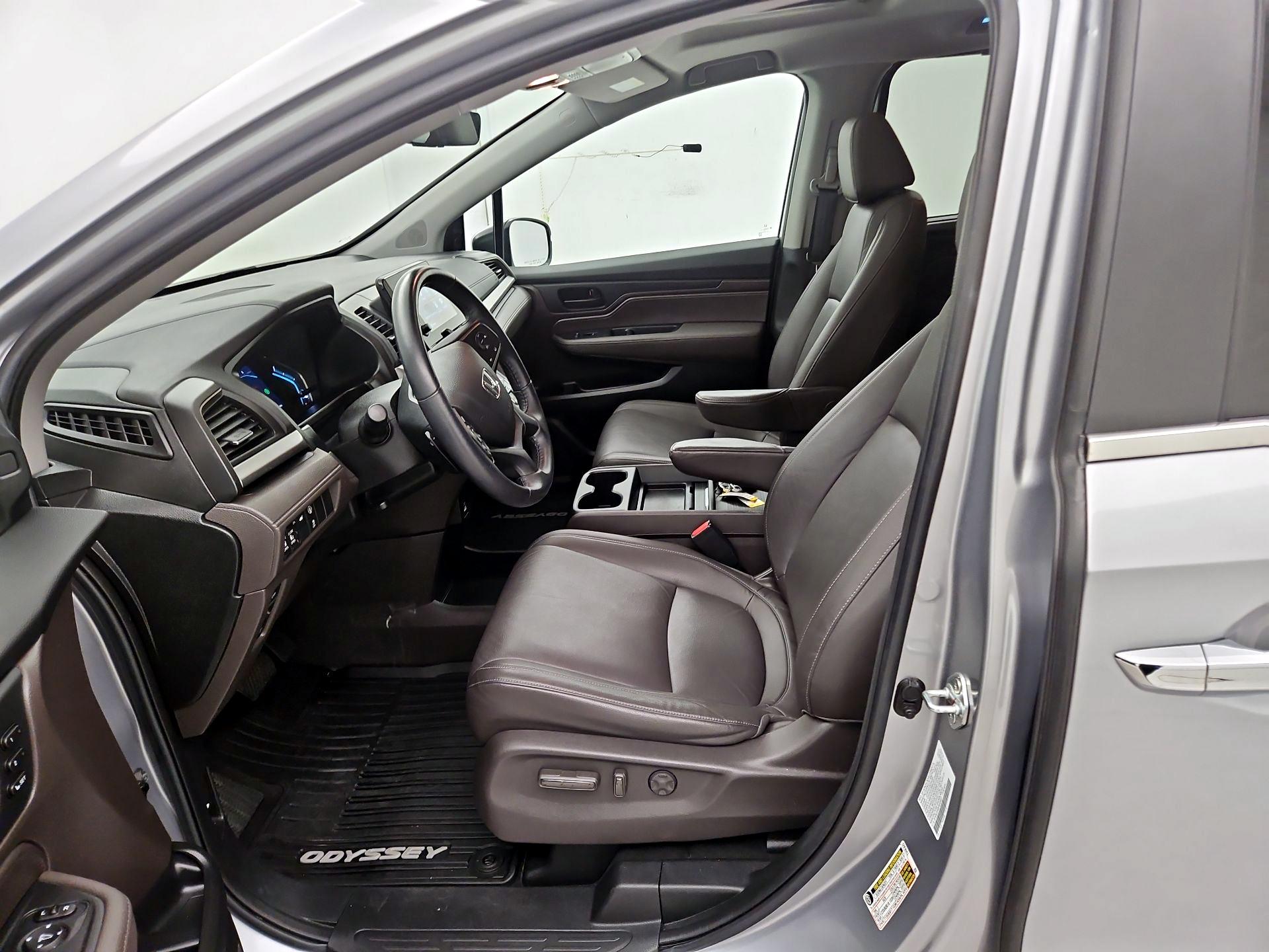 Thumbnail: 2023 Honda Odyssey - 11