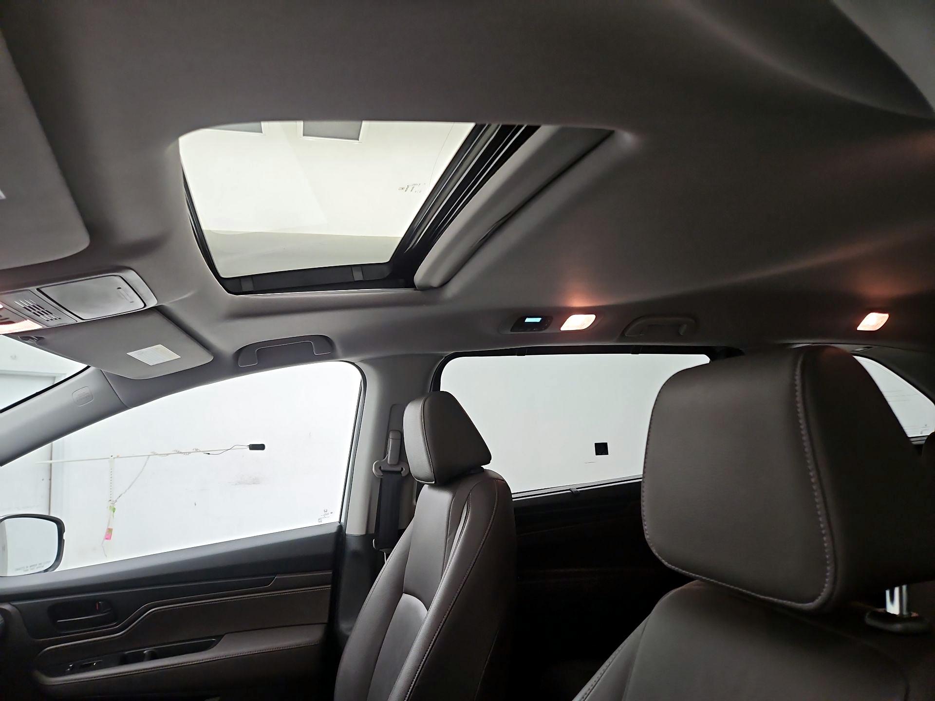 Thumbnail: 2023 Honda Odyssey - 19