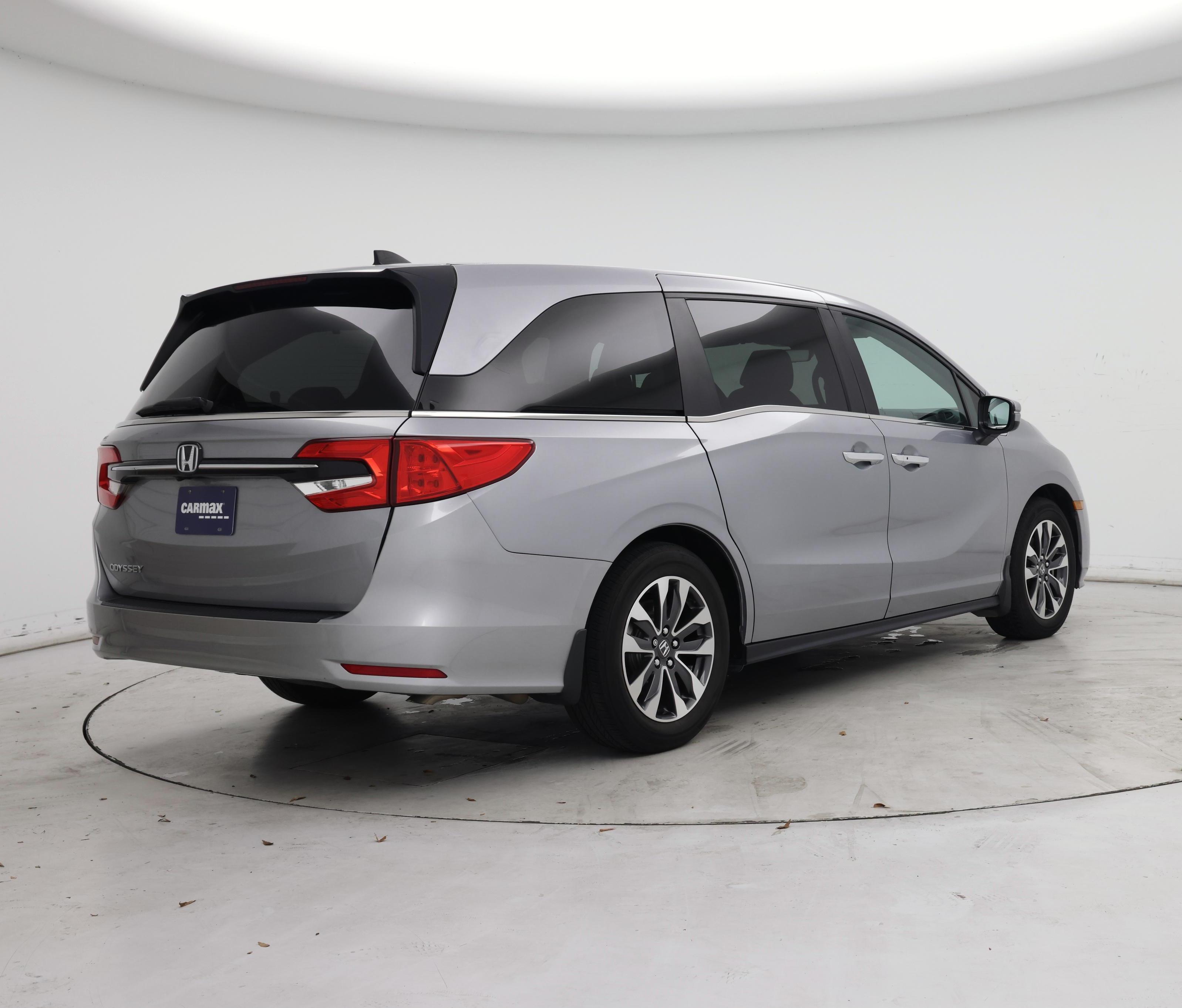Thumbnail: 2023 Honda Odyssey - 8