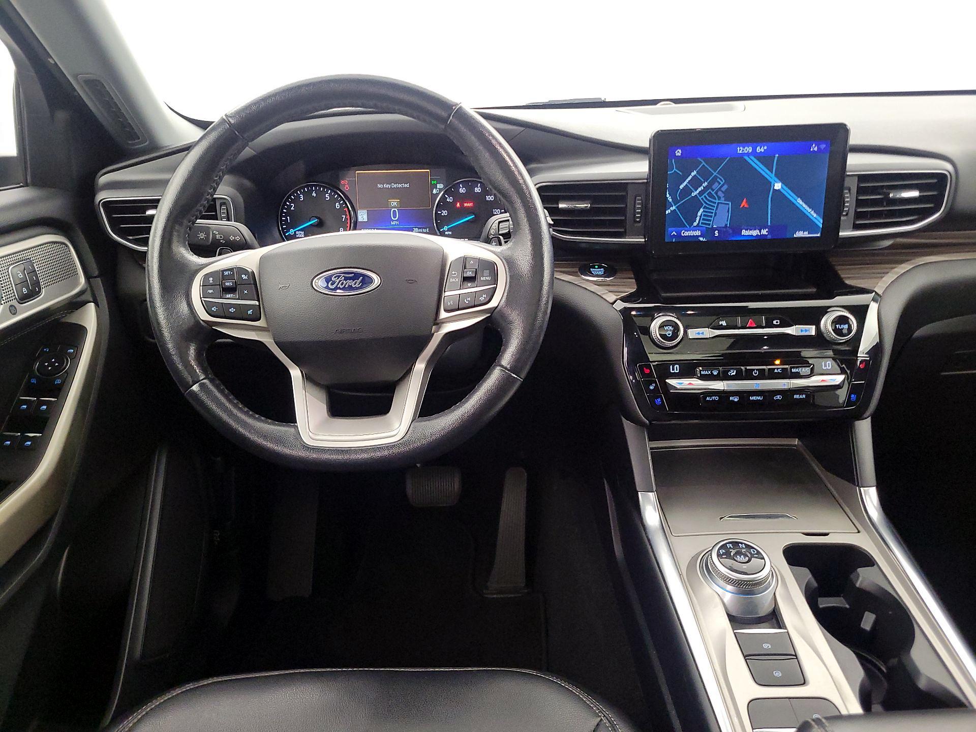 Thumbnail: 2021 Ford Explorer - 10
