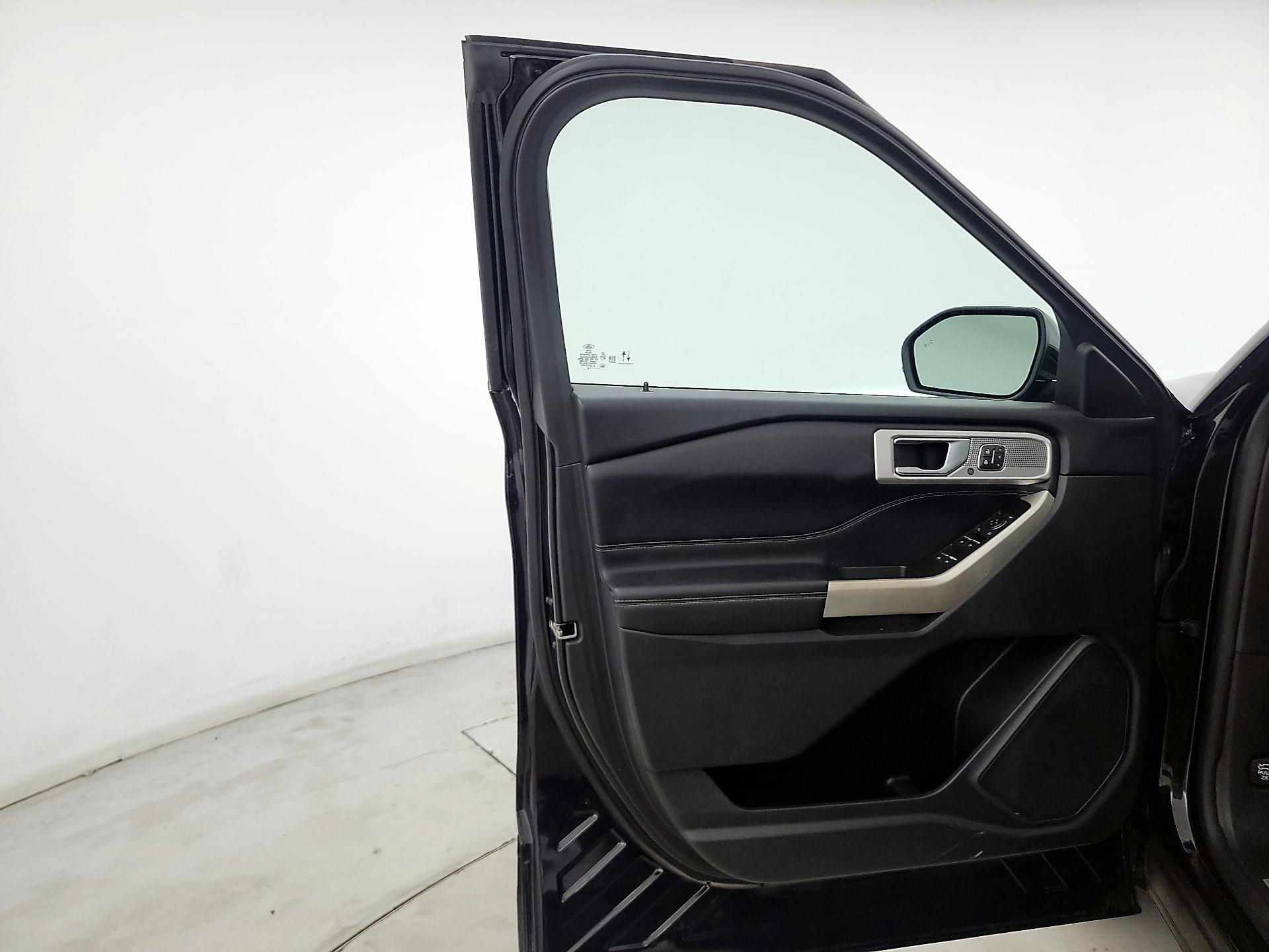 Thumbnail: 2021 Ford Explorer - 12