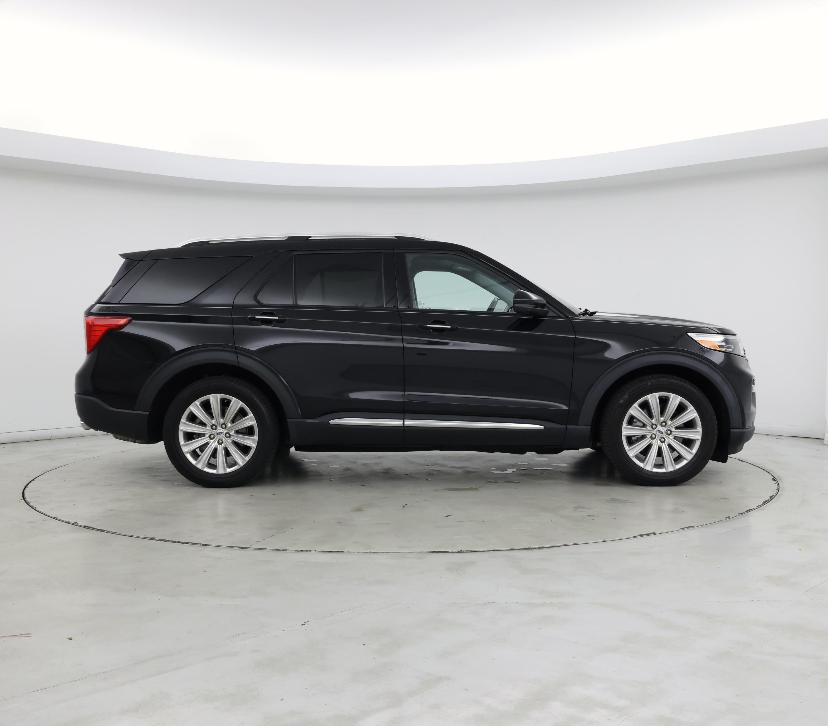 Thumbnail: 2021 Ford Explorer - 7