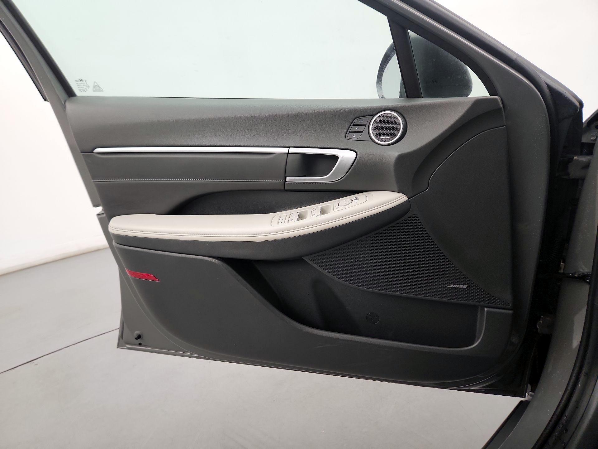Thumbnail: 2022 Hyundai Sonata - 12