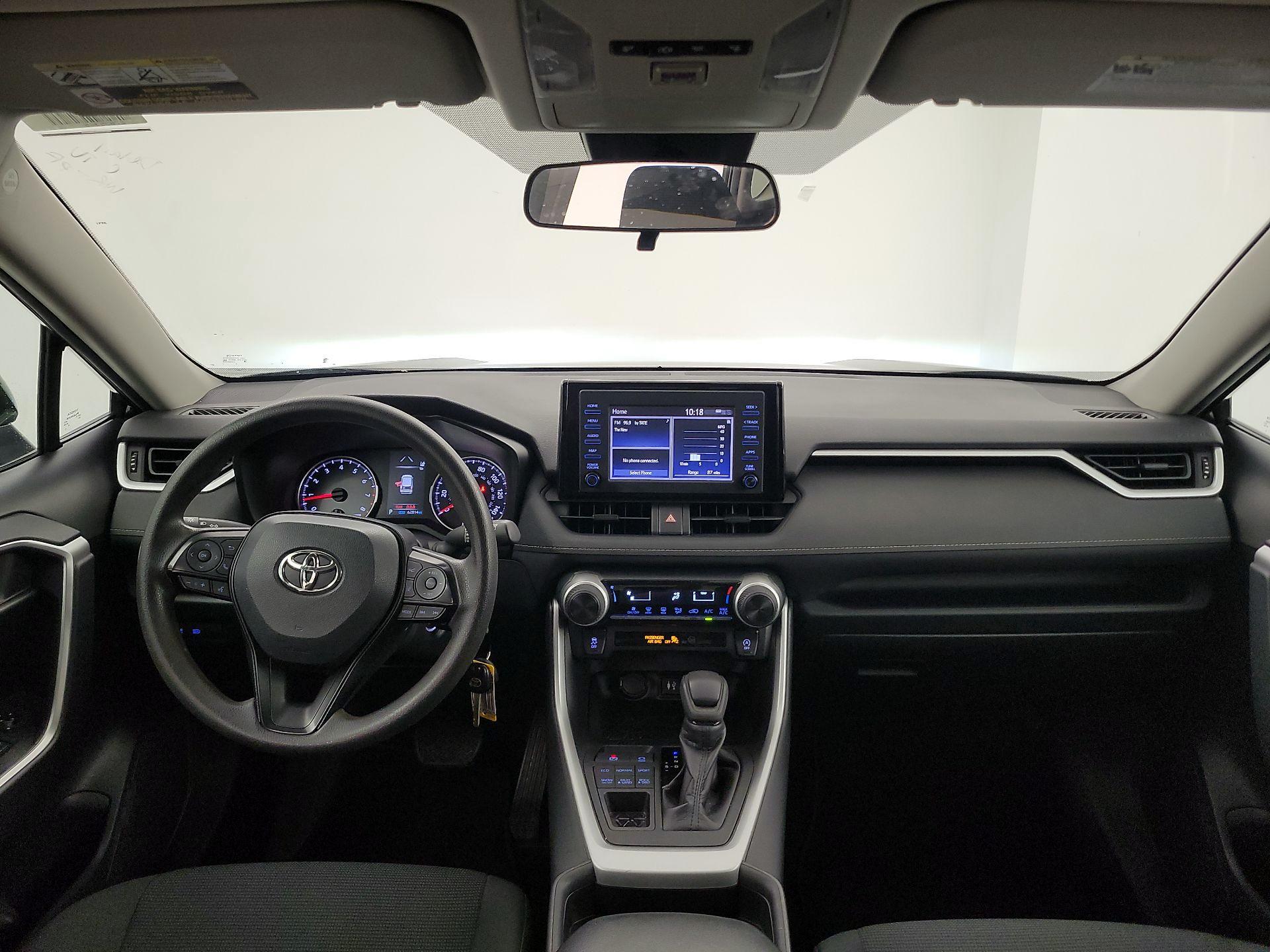 Thumbnail: 2019 Toyota RAV4 - 9