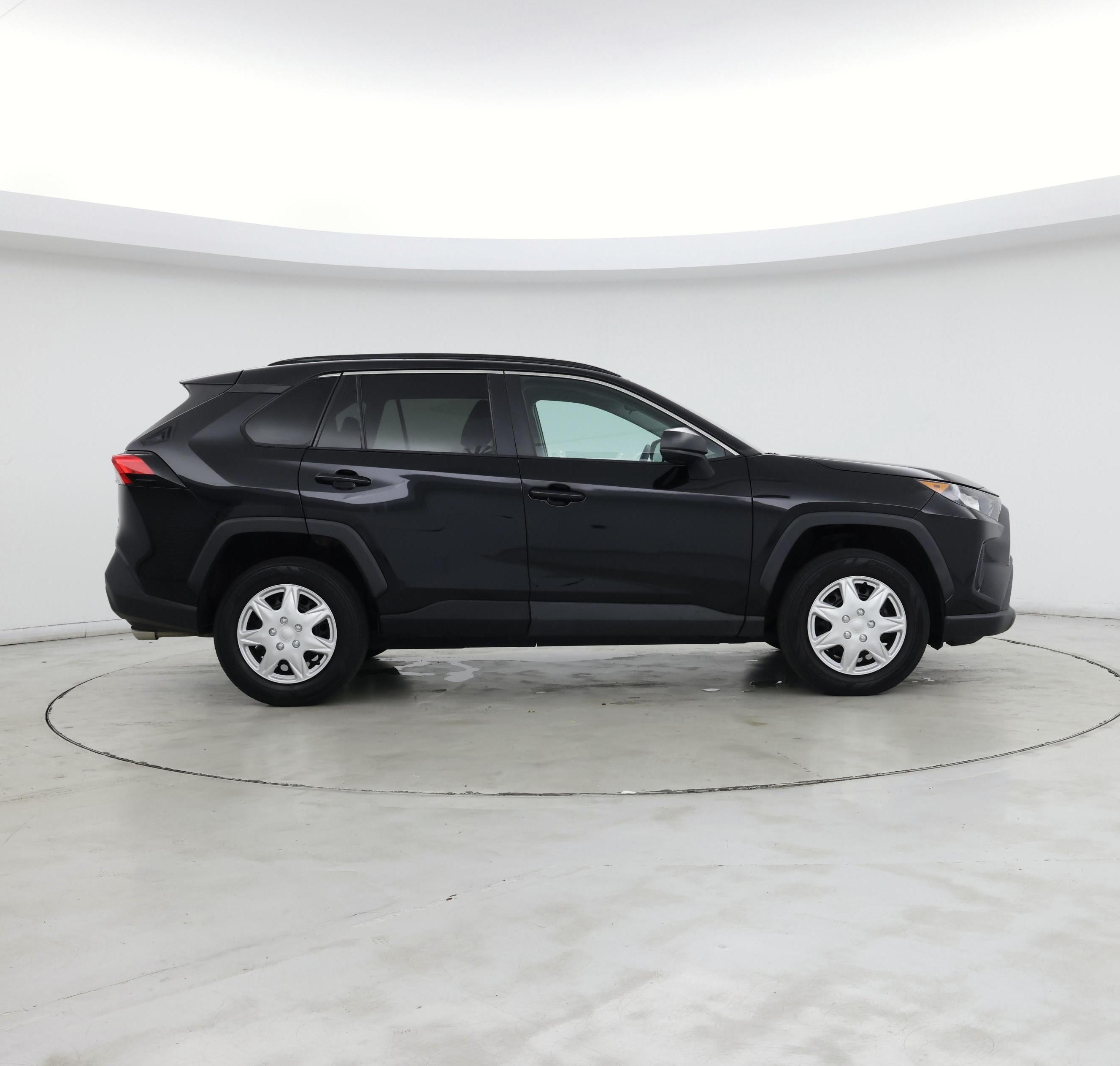 Thumbnail: 2019 Toyota RAV4 - 7