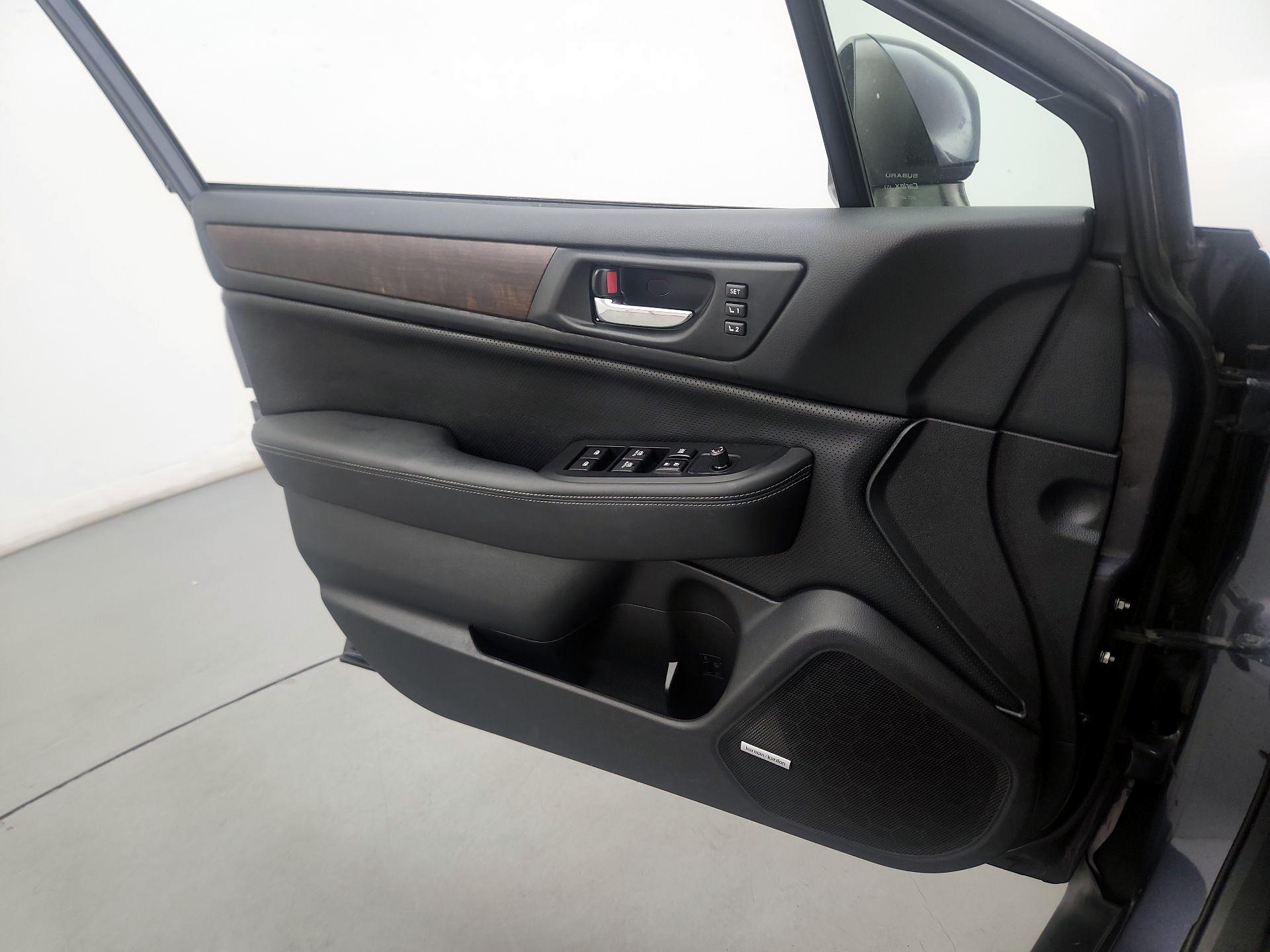 Thumbnail: 2015 Subaru Outback - 12