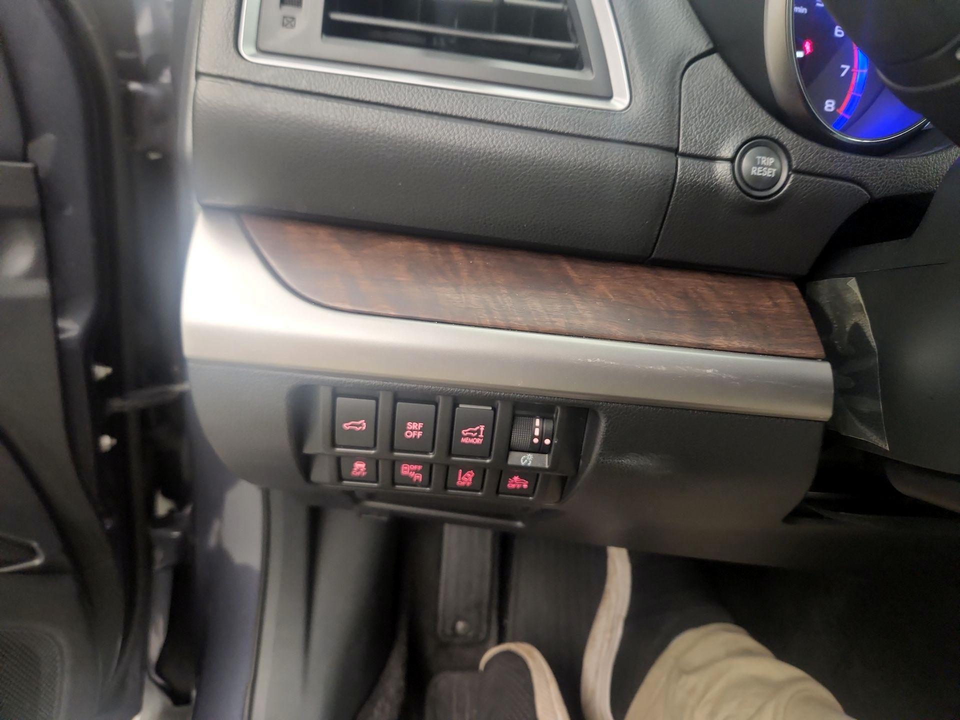 Thumbnail: 2015 Subaru Outback - 13