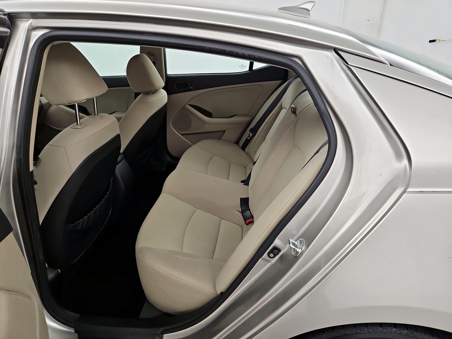 Thumbnail: 2014 Kia Optima - 18