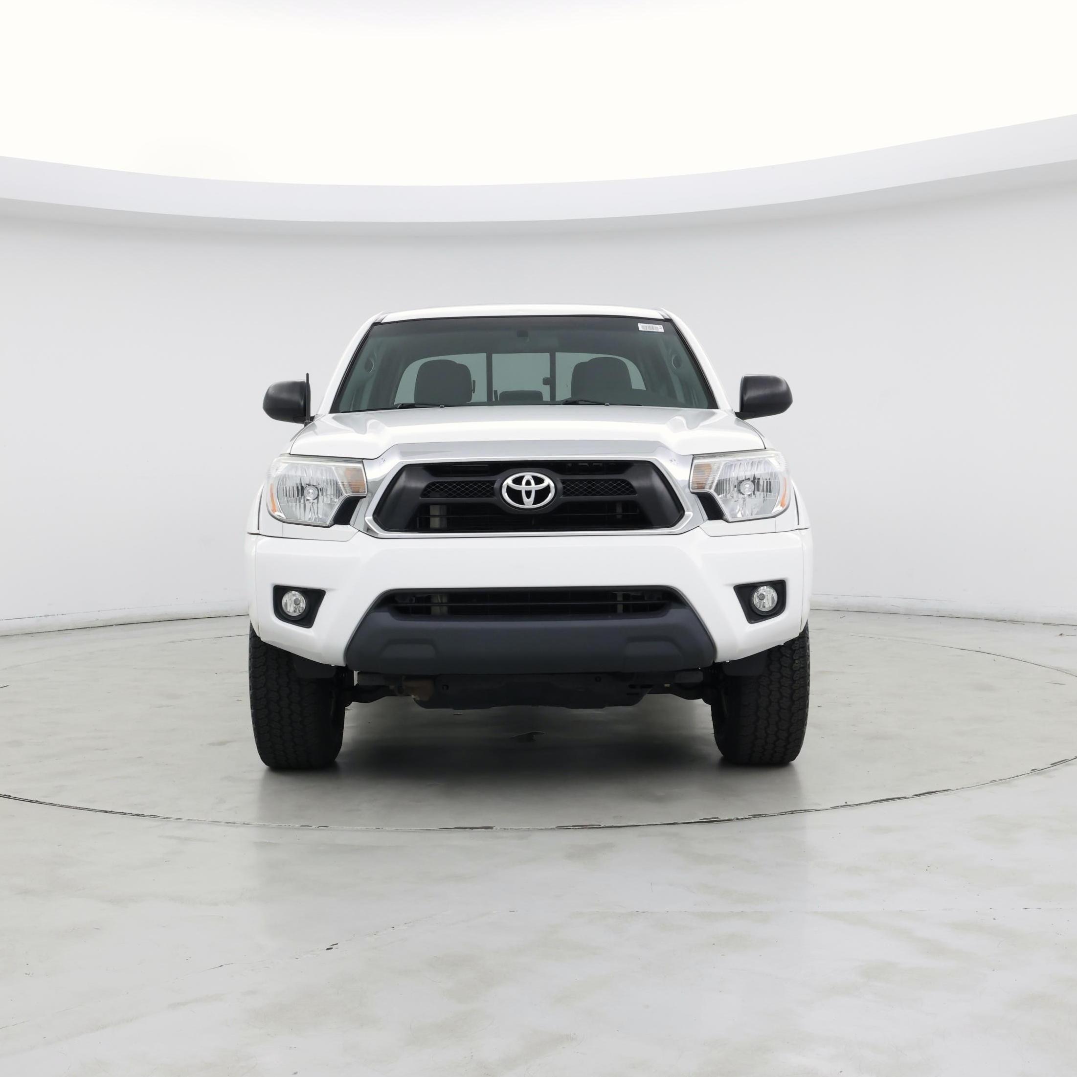 Thumbnail: 2015 Toyota Tacoma - 5