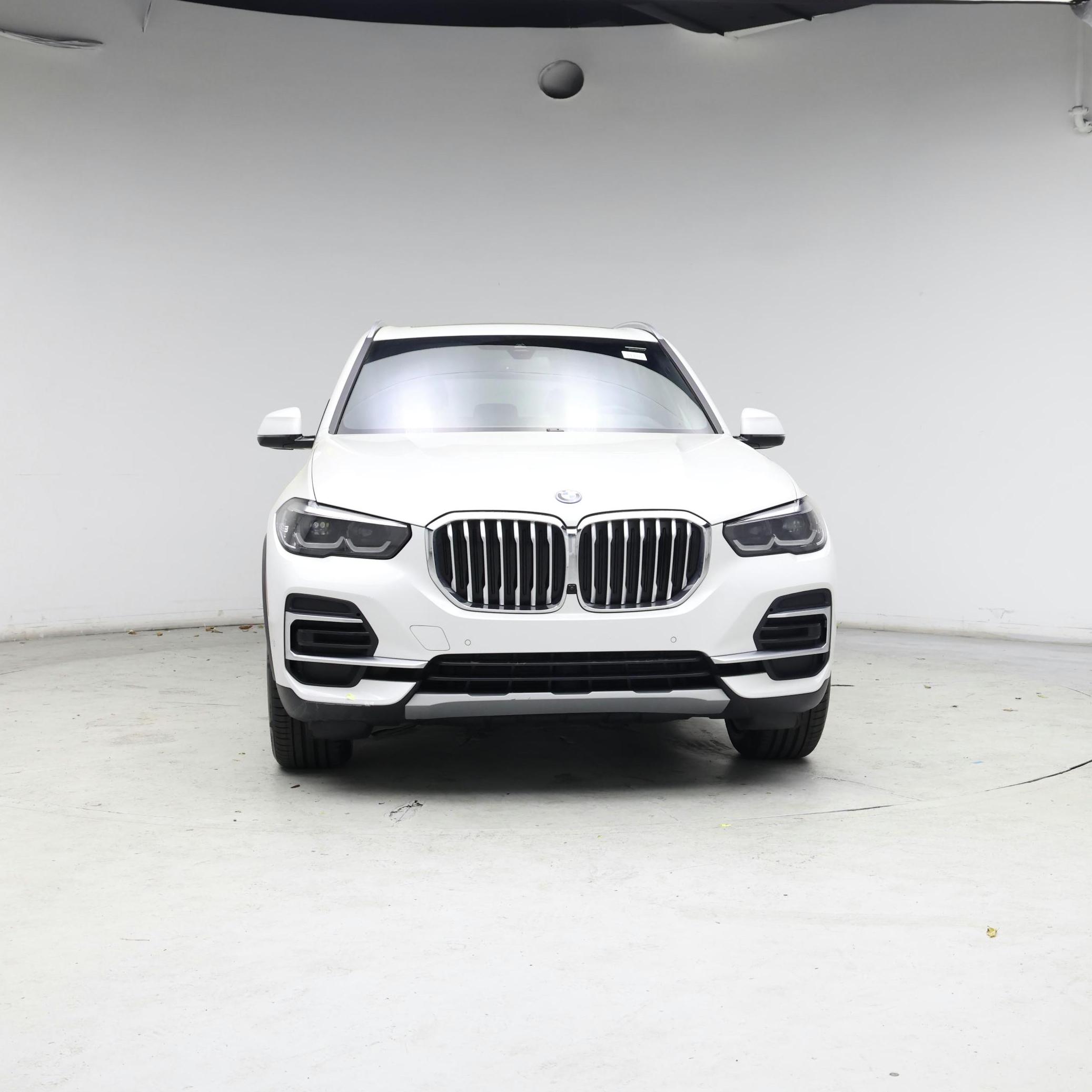 Thumbnail: 2023 BMW X5 - 5