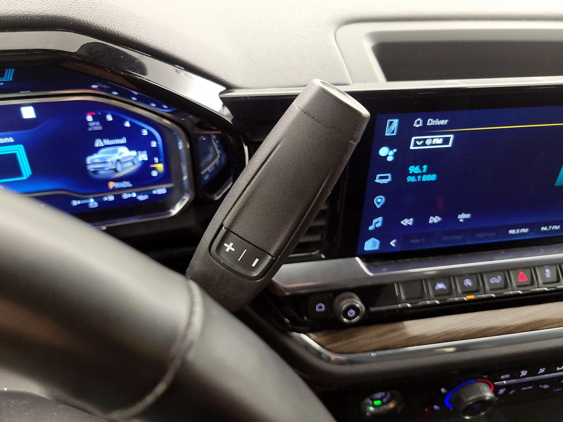 Thumbnail: 2023 Chevrolet Silverado 1500 - 17