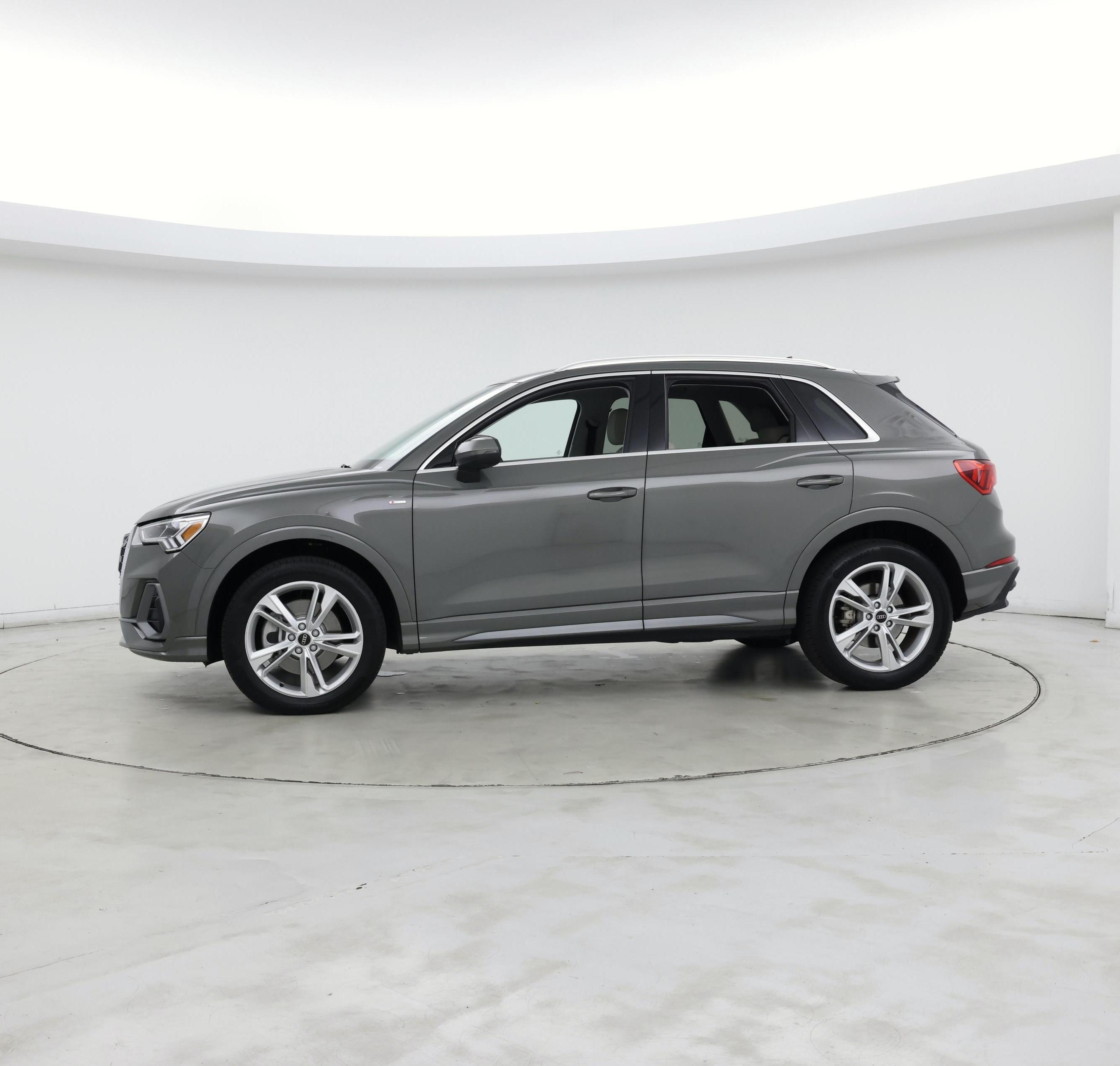 Thumbnail: 2024 Audi Q3 - 3