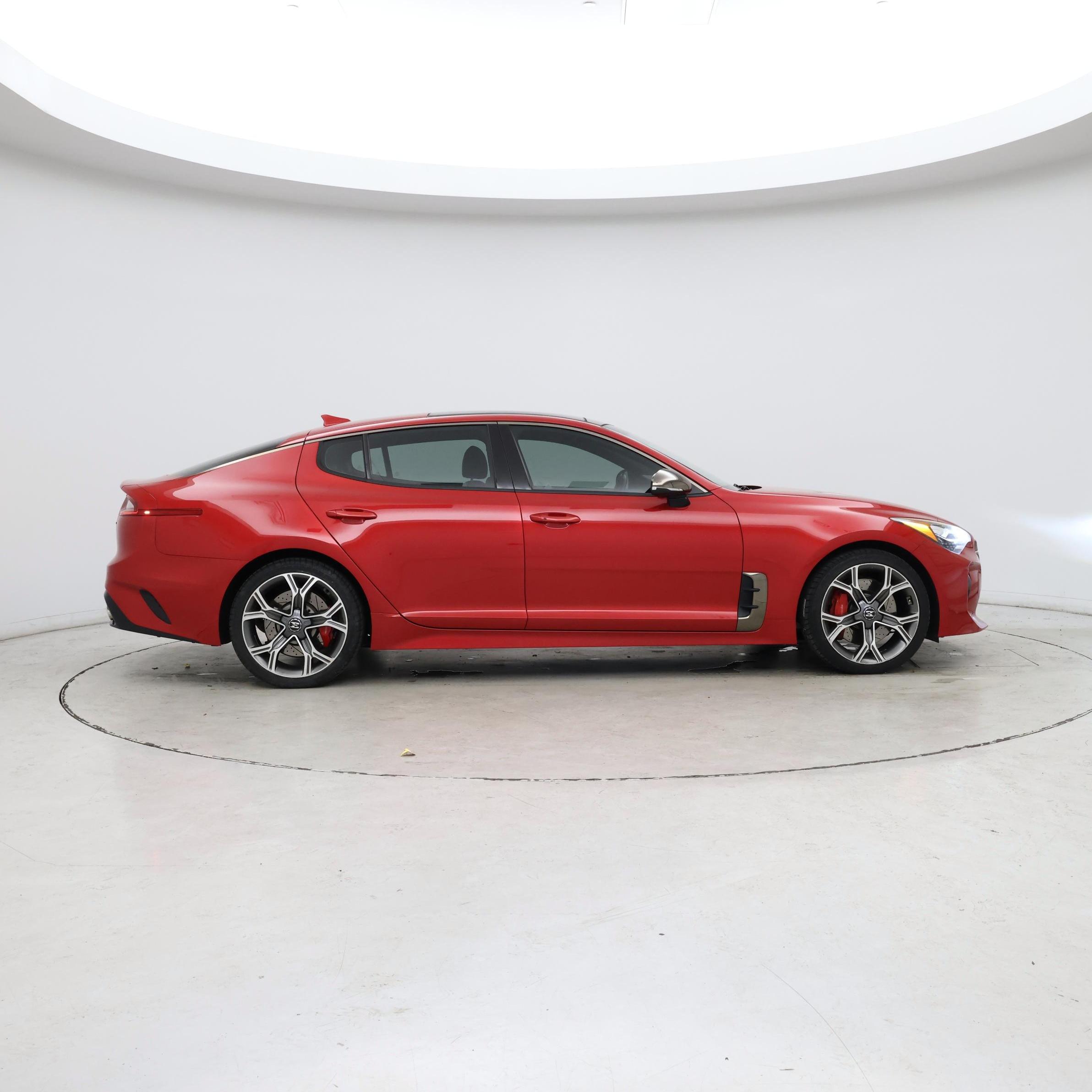 Thumbnail: 2018 Kia Stinger - 7