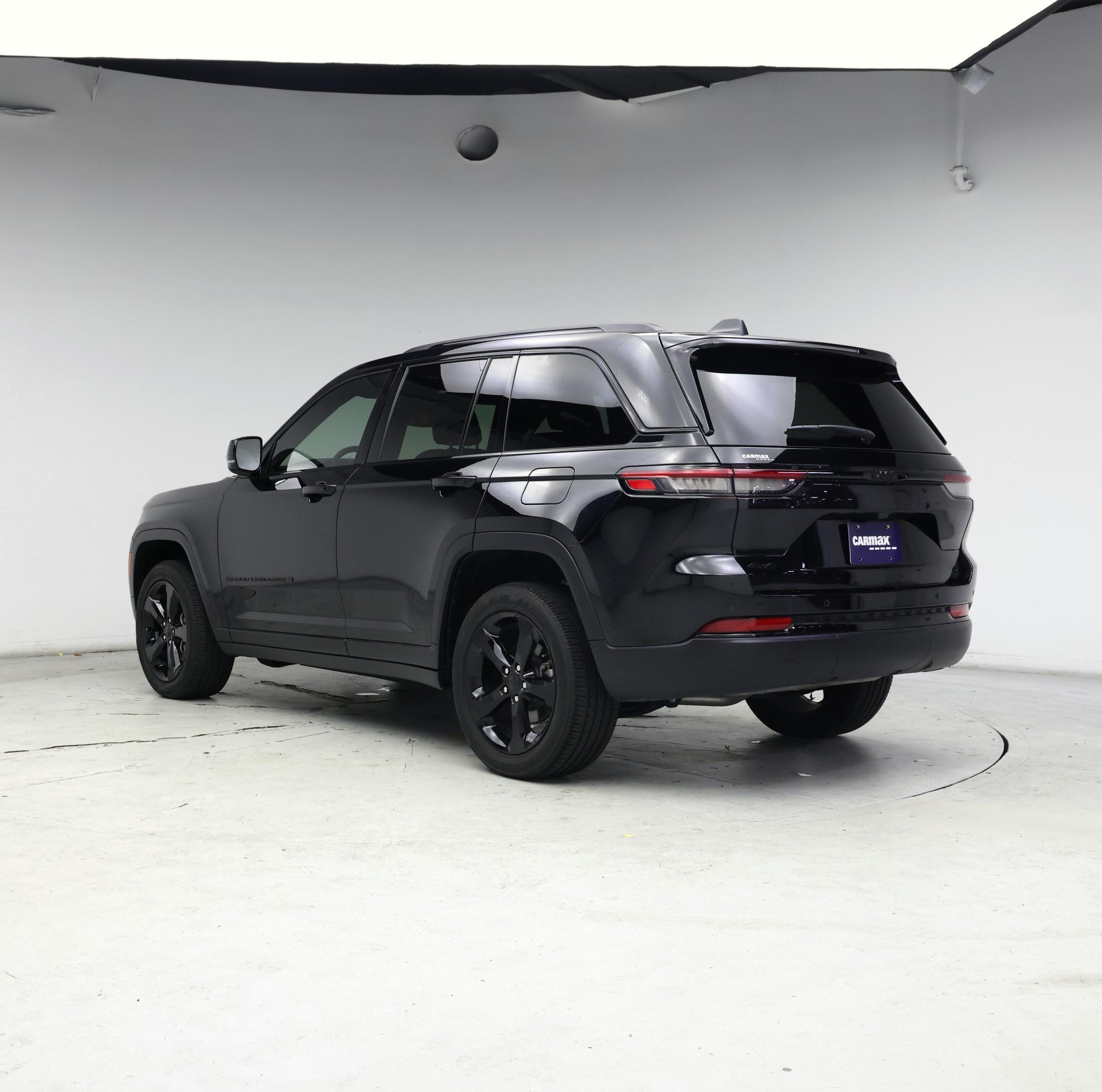 Thumbnail: 2023 Jeep Grand Cherokee - 2