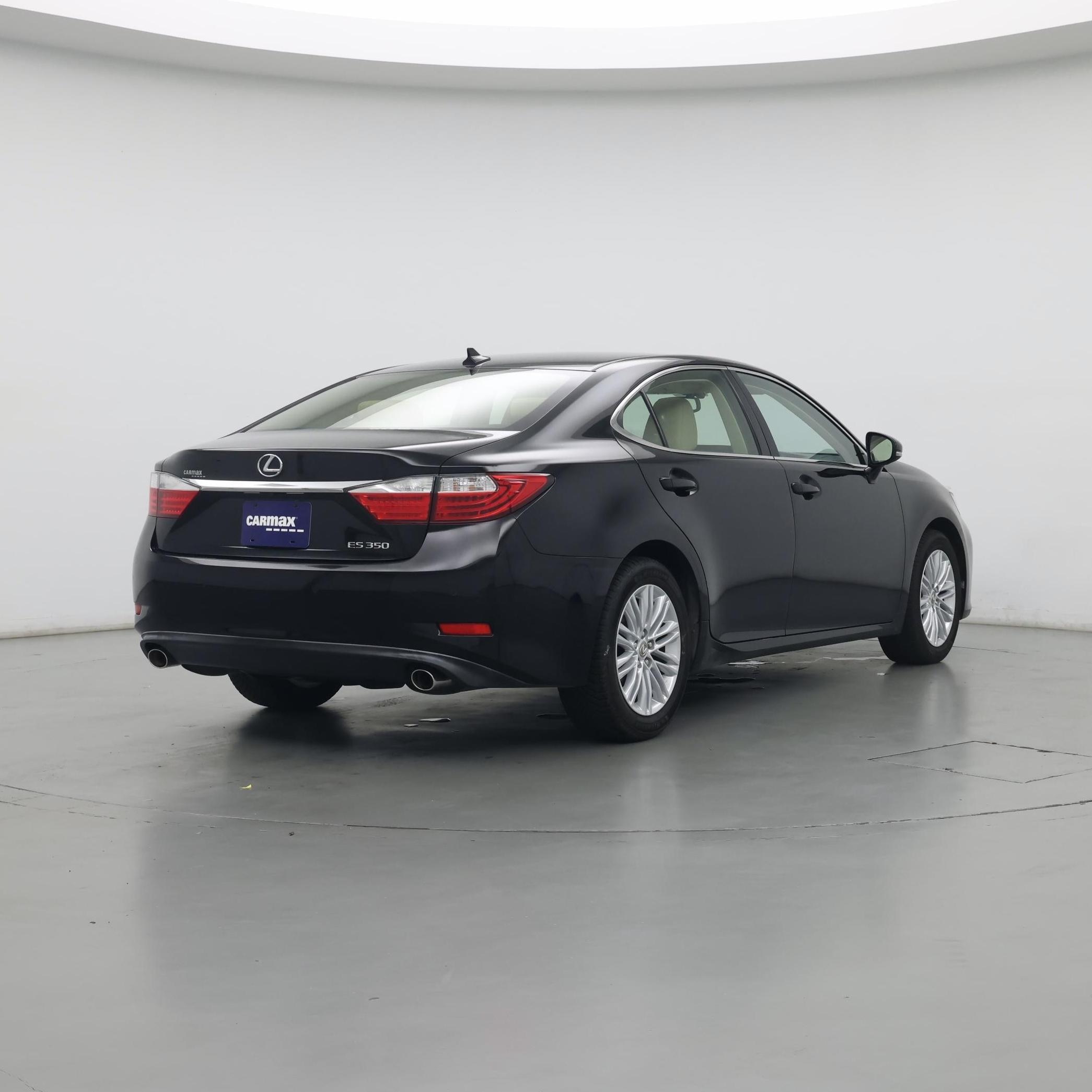 Thumbnail: 2014 Lexus ES - 8