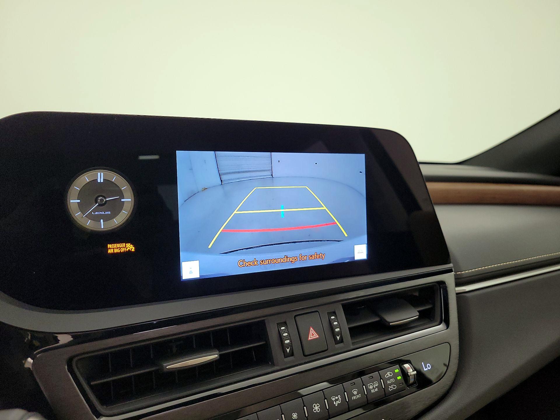 Thumbnail: 2024 Lexus ES - 13