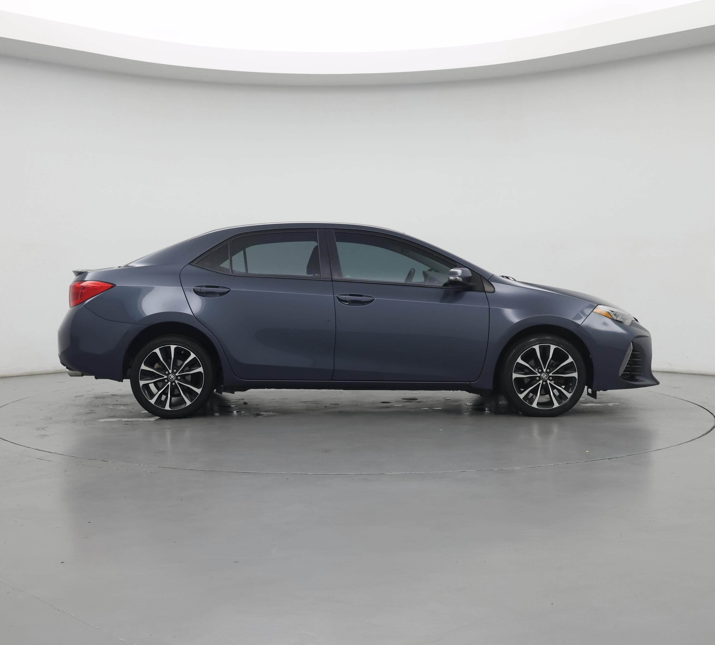 Thumbnail: 2017 Toyota Corolla - 7