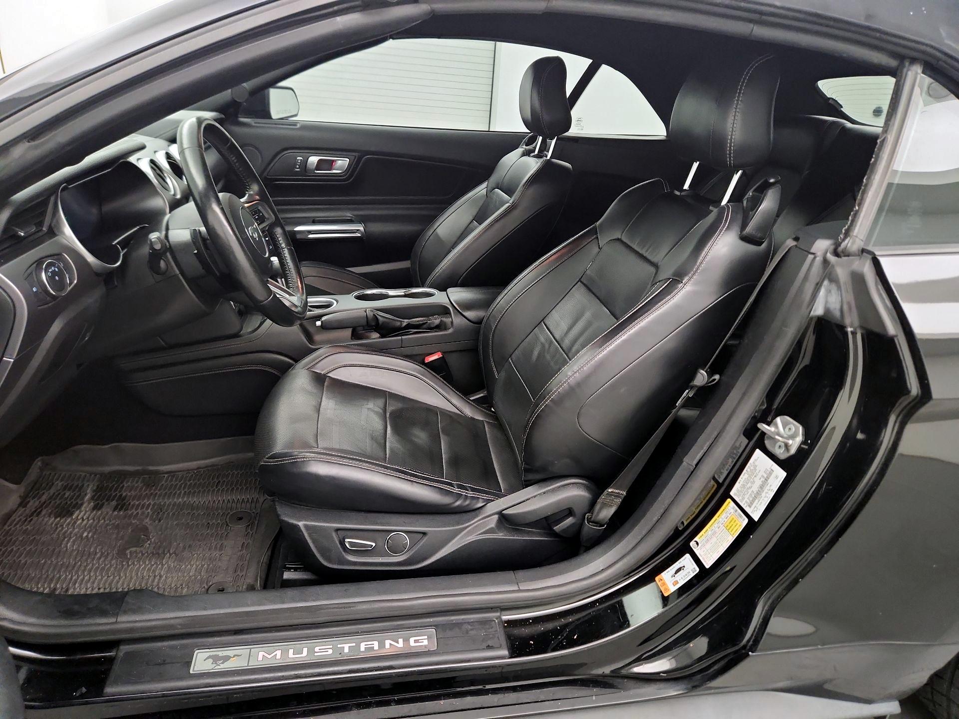 Thumbnail: 2019 Ford Mustang - 11